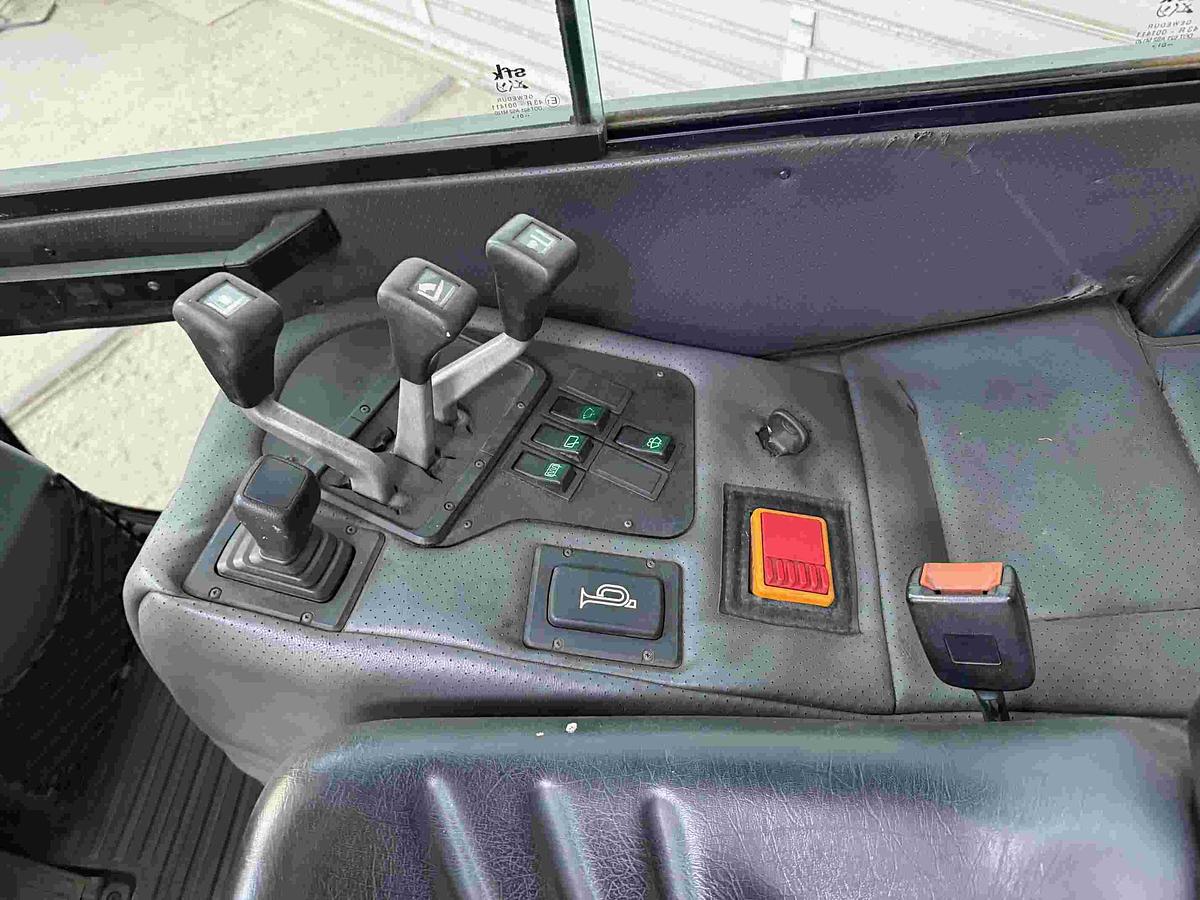 Gebraucht 1 gebrauchter Gabelstapler, Fabrikat JUNGHEINRICH, Typ TFG 20, mit Gasantrieb, 