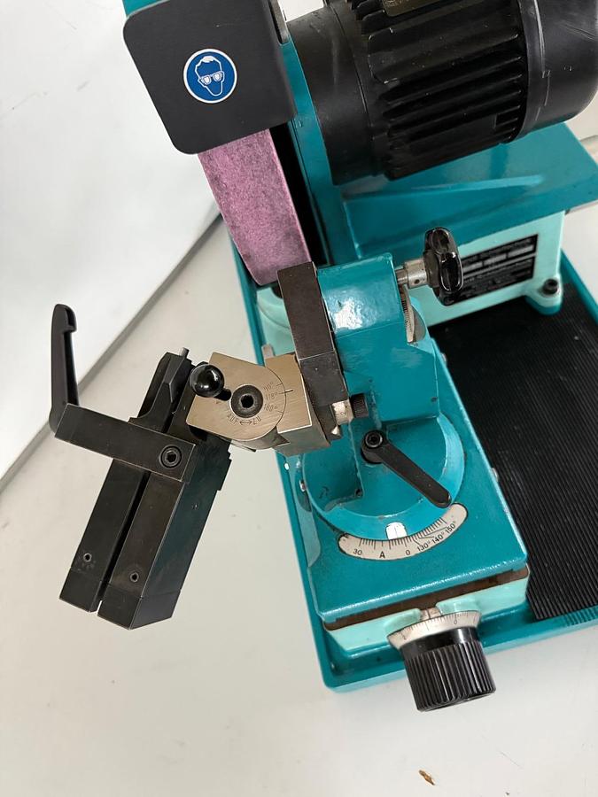 Gebraucht Spiralbohrerschleifmaschine
