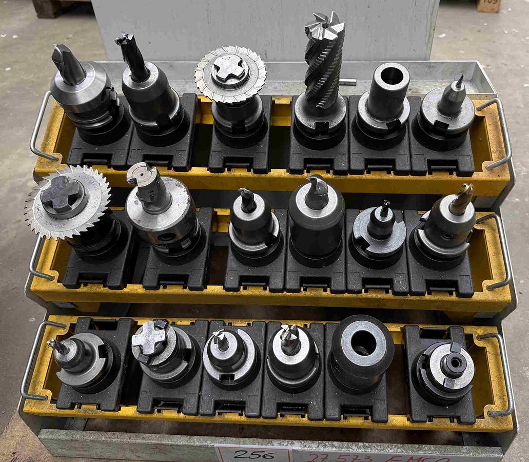 Gebraucht Universalfräsmaschine EMCO