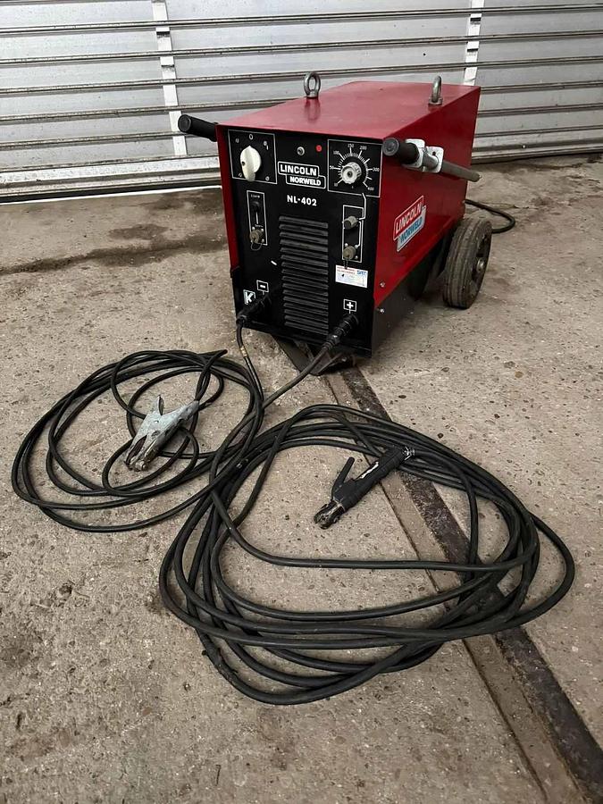 Gebraucht Schweißgenerator LINCOLN NORWELD