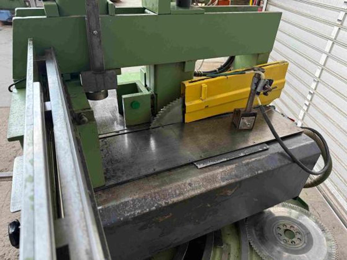 Gebraucht Metallbearbeitungsmaschine   TRENNJÄGER LPC 110/400 - Metallkreissägen