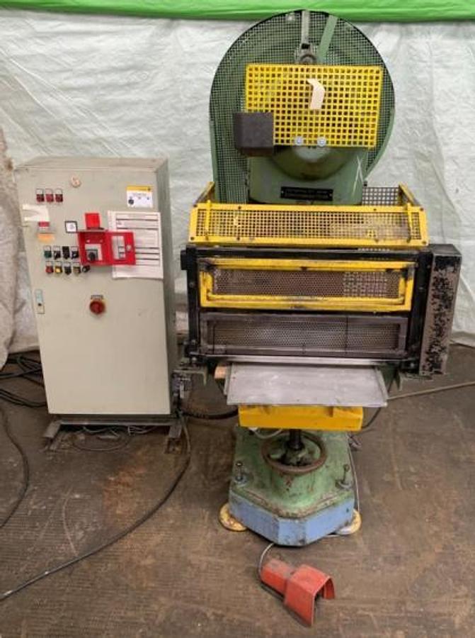 Gebraucht Metallbearbeitungsmaschine   EBU SK 25 - Einständer-Exzenterpressen