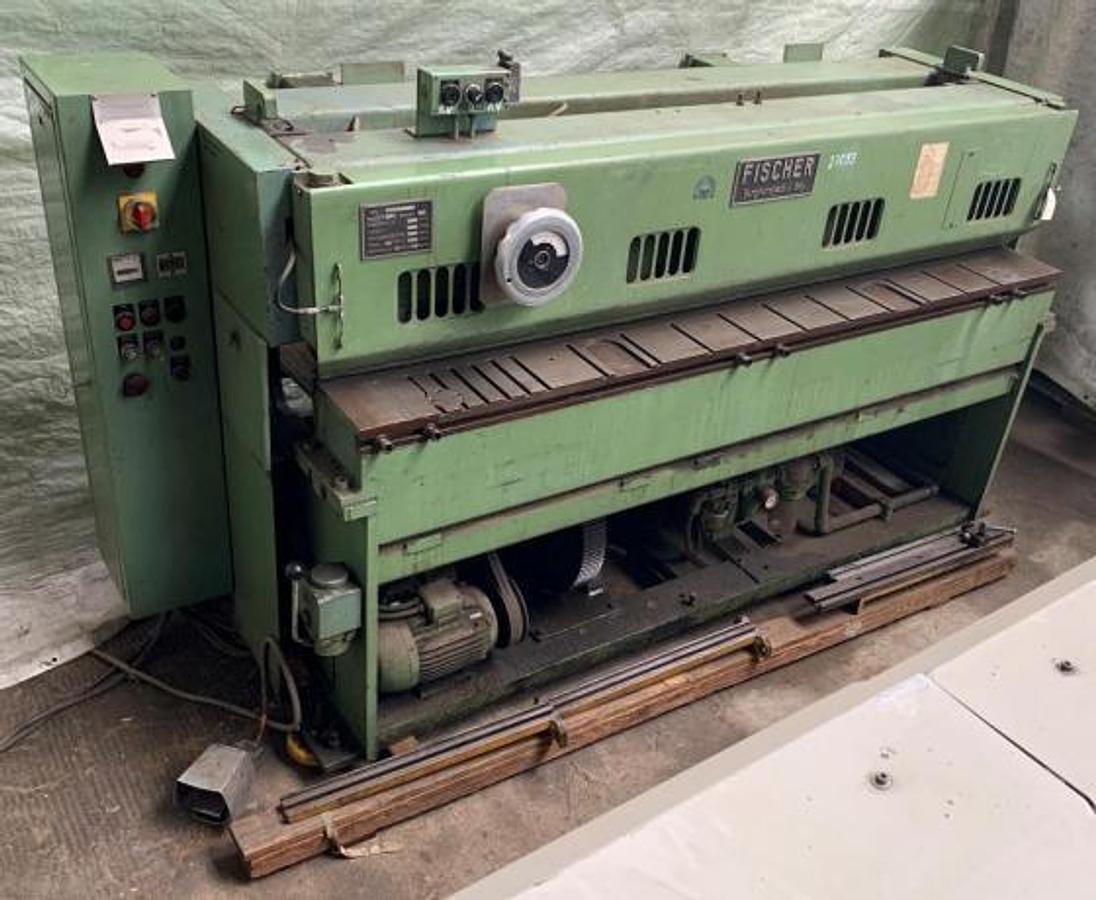 Gebraucht Metallbearbeitungsmaschine   FISCHER K 3/2000 - Tafelscheren