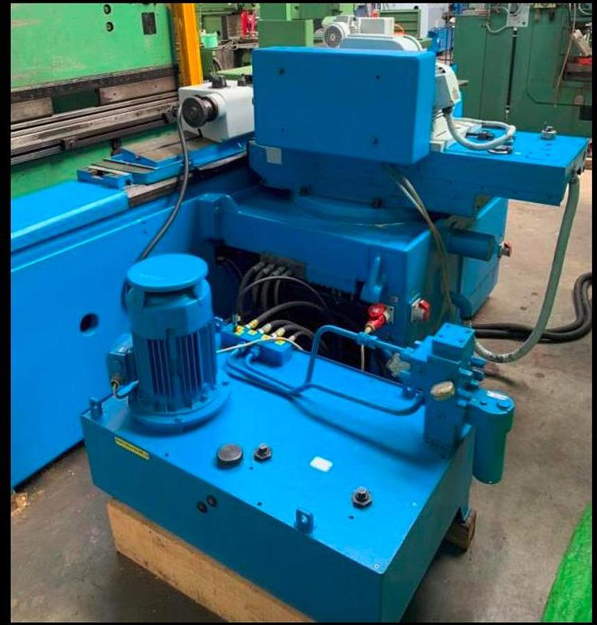 Gebraucht 1 gebrauchte hydraulische Rundschleifmaschine, Fabrikat TOS, Typ BHU 40 / 1500, generalüberholt 1999 (Fa. Kraft, Stockstadt)