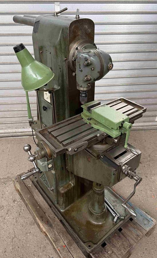 Gebraucht Universalfräsmaschine B & M Leitz