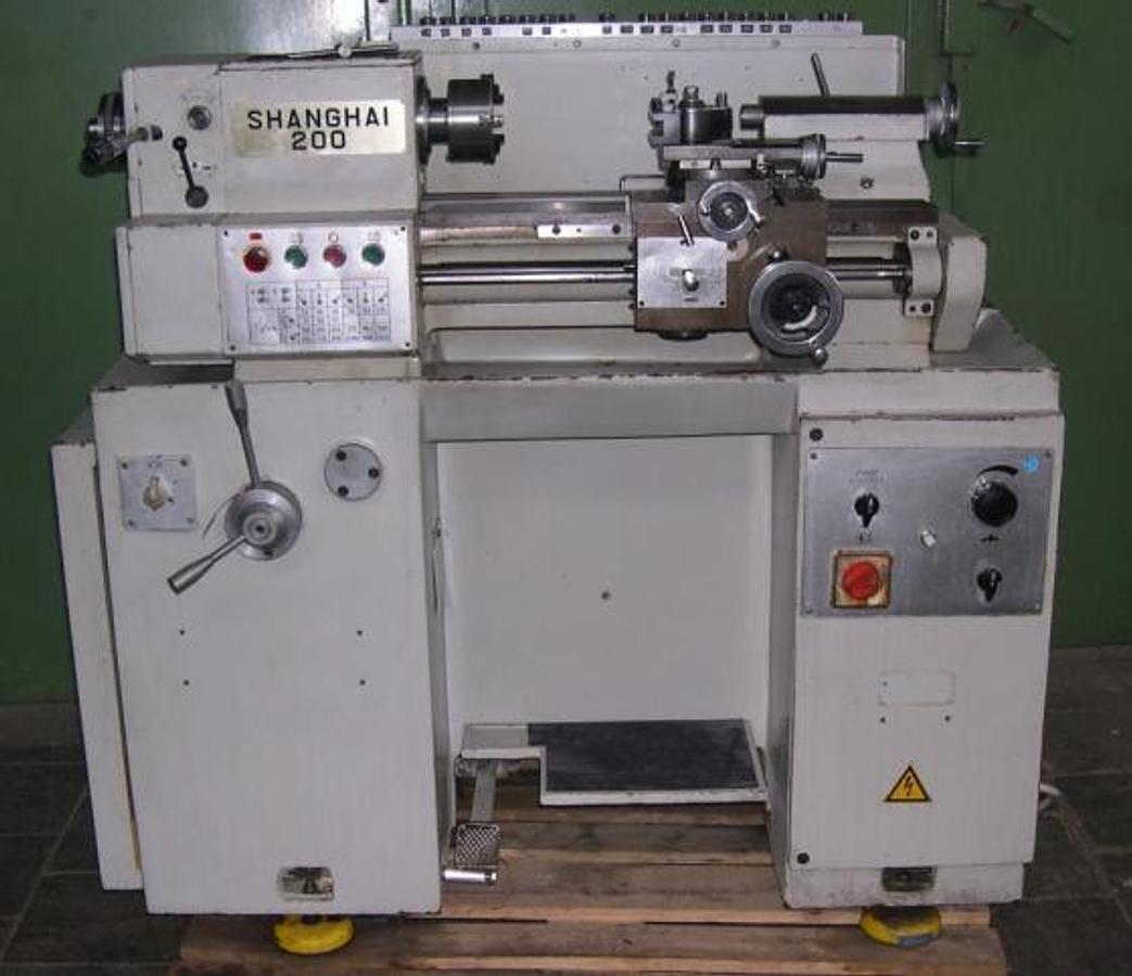 Gebraucht Metallbearbeitungsmaschine   CORTINI 200 - Leit- u. Zugspindeldrehmaschinen