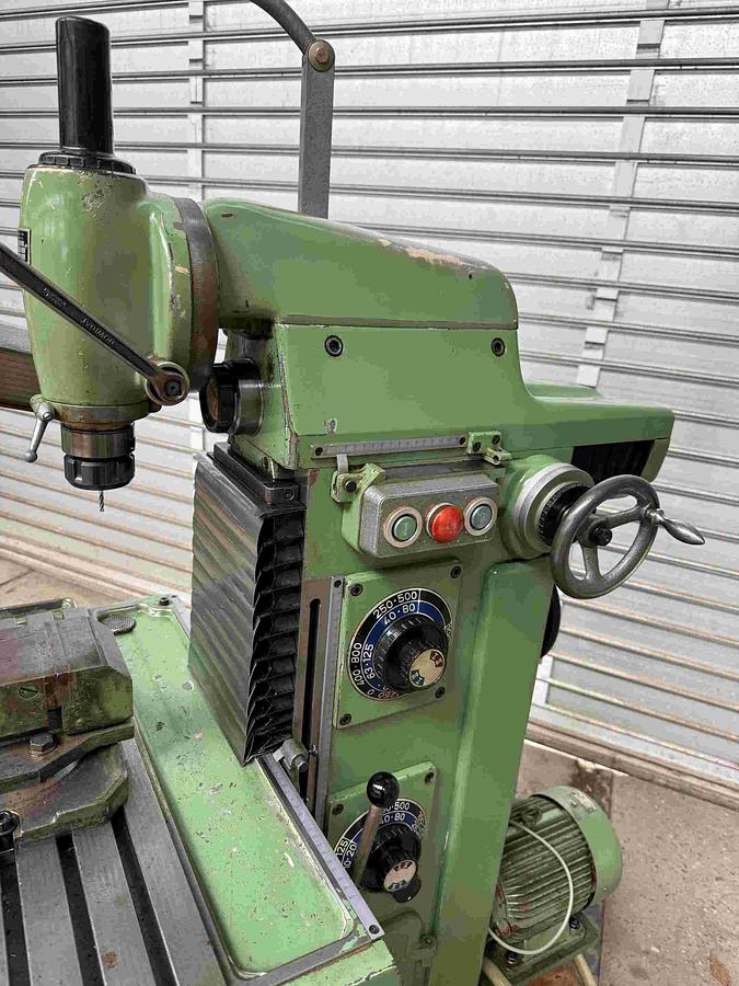 Gebraucht Werkzeugfräsmaschine DECKEL
