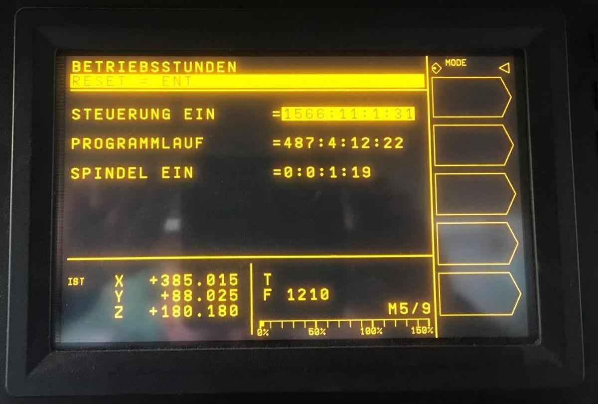 Gebraucht Vertikal-Bearbeitungszentrum BRIDGEPORT 