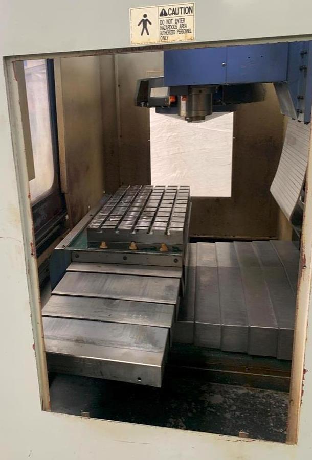 Gebraucht Vertikal-Bearbeitungszentrum LEADWELL