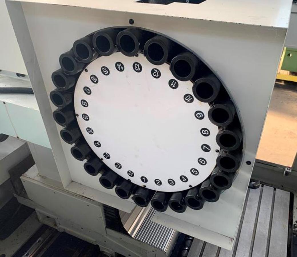 Gebraucht "Kompakt"-Bearbeitungszentrum SPINNER