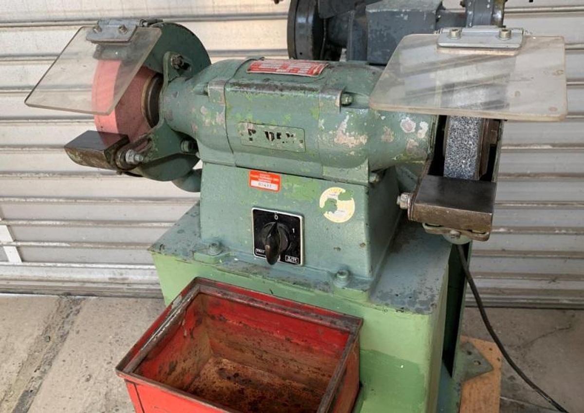 Gebraucht 2 Doppelschleifböcke auf gem. Untergestell REMA