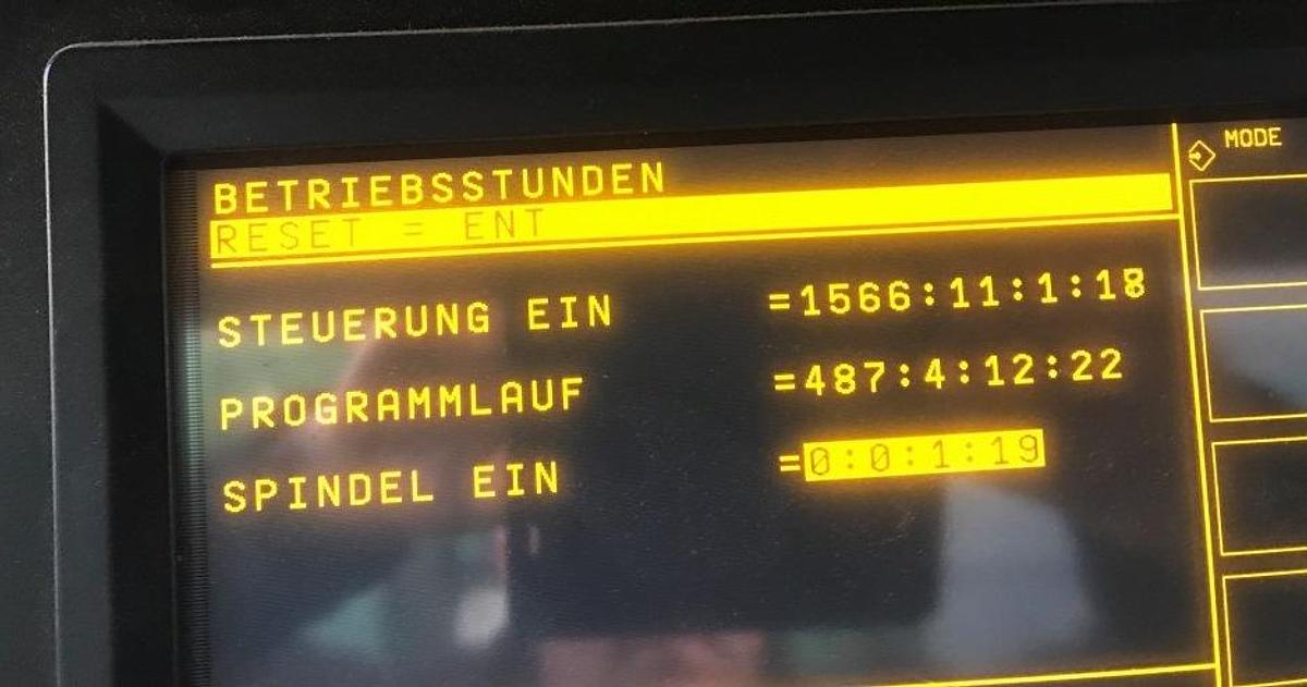 Gebraucht Vertikal-Bearbeitungszentrum BRIDGEPORT 