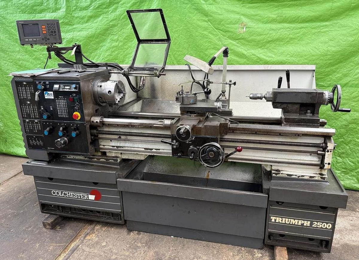 Gebraucht Leit- u. Zugspindeldrehmaschine COLCHESTER