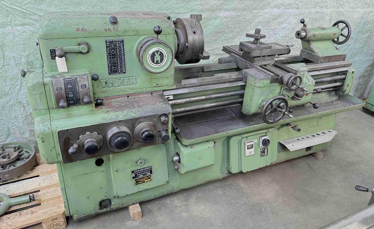 Gebraucht Leit- u. Zugspindeldrehmaschine VULKANHAMMER