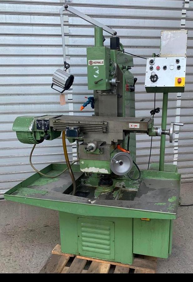 Gebraucht Universalfräsmaschine HERMLE