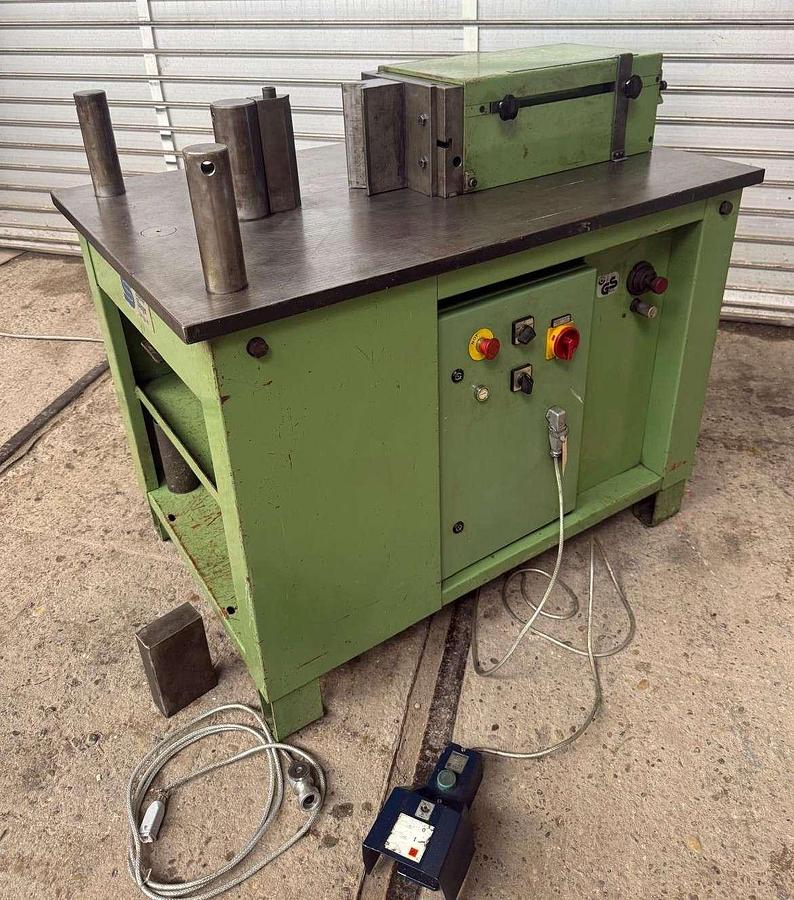 Gebraucht Horizontalbiegemaschine STIERLI