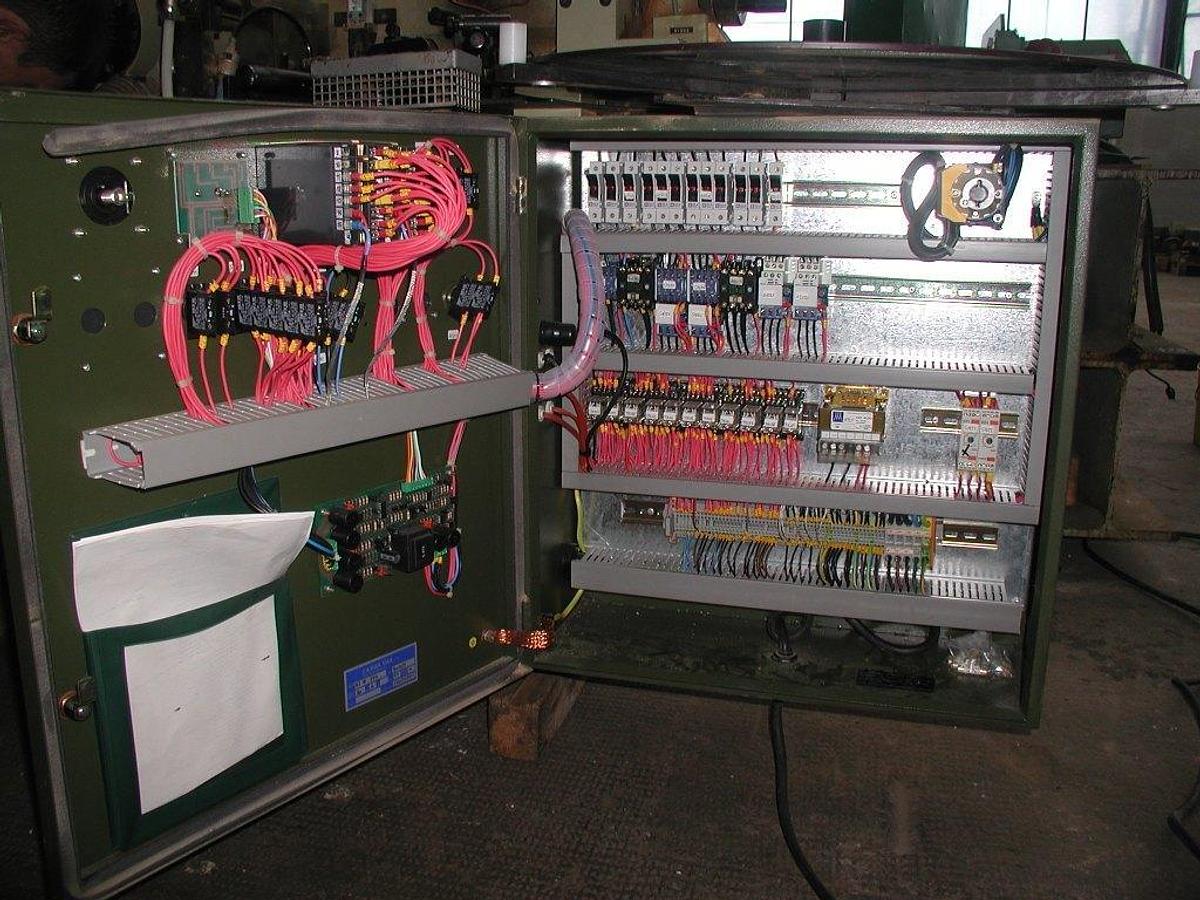 Gebraucht Kantenanleimmaschine SCM