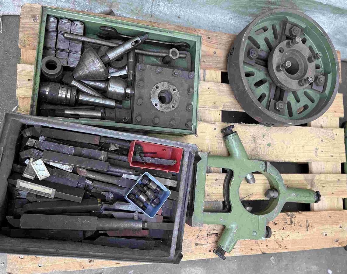 Gebraucht Leit- u. Zugspindeldrehmaschine VULKANHAMMER