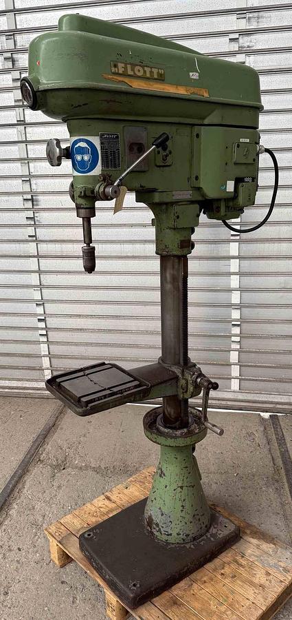 Gebraucht Säulenbohrmaschine FLOTT