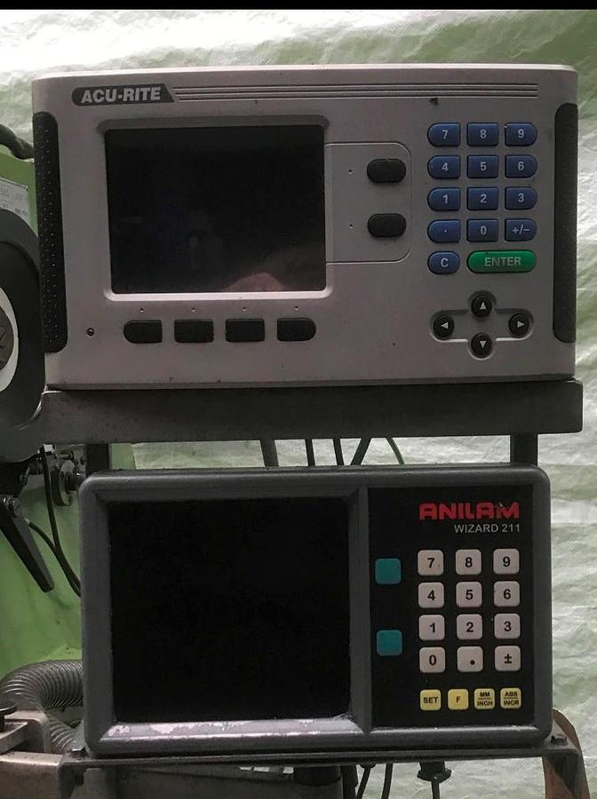 Gebraucht Universalfräsmaschine CORREA