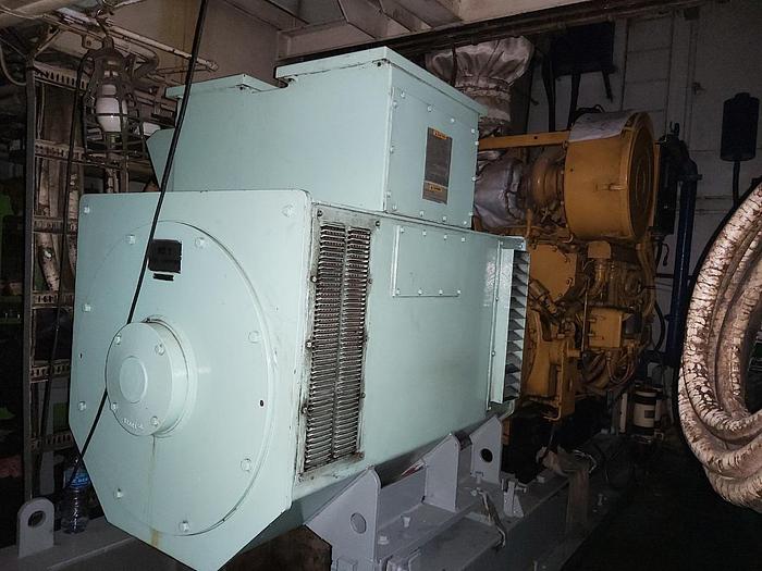 Used Caterpillar 3508 generator sets.