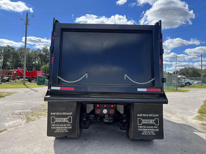 Used 2006 MACK CV713 Granite 5606