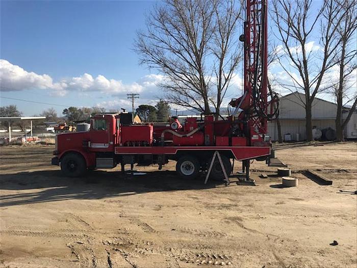 Used 1993 Speedstar 30K Drill Rig