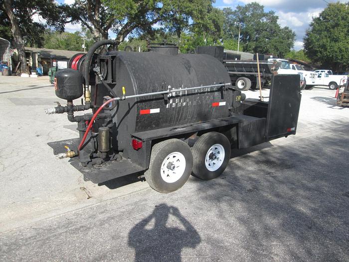 Used 2016 Seal Master Seal Coating Asphalt Trailer