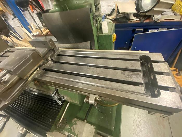 Used Microcut 837 Manual Turret Milling Machine