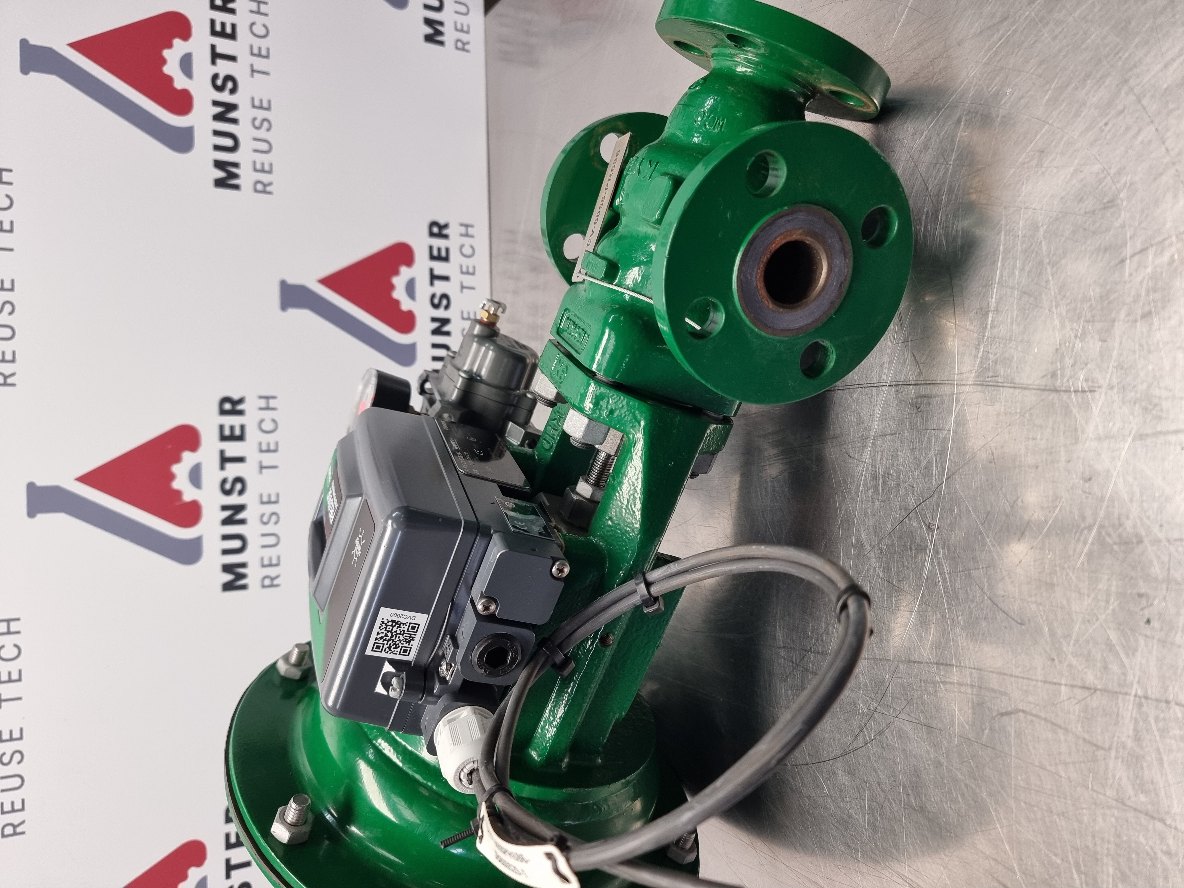 Used Fisher NPS-1-GX Control Valve 3 Way c/w Fieldvue DVC2000 Positioner