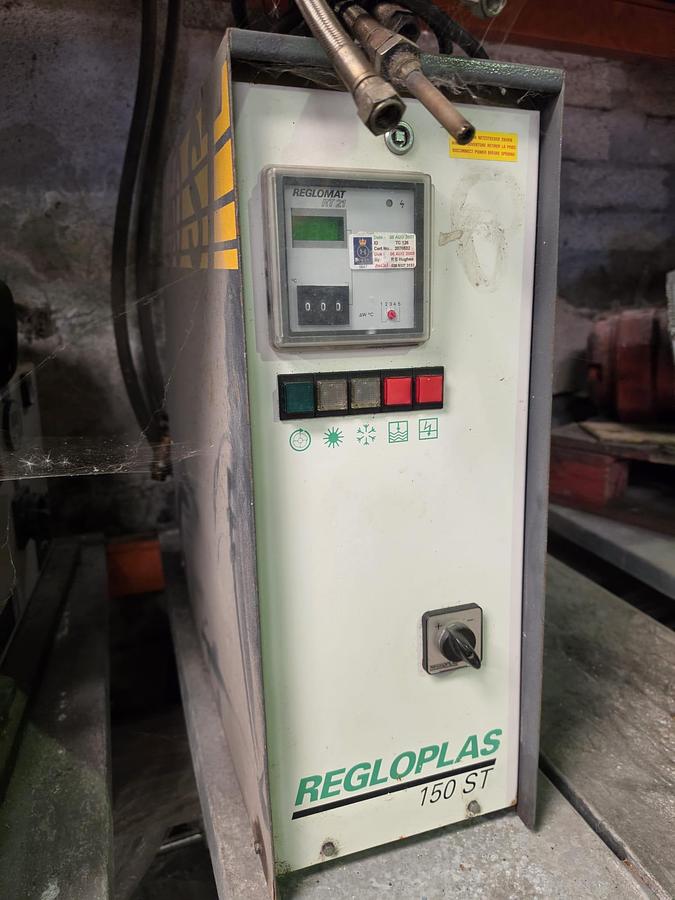 Used Regloplas Industrial Temperature Controller Model-150ST