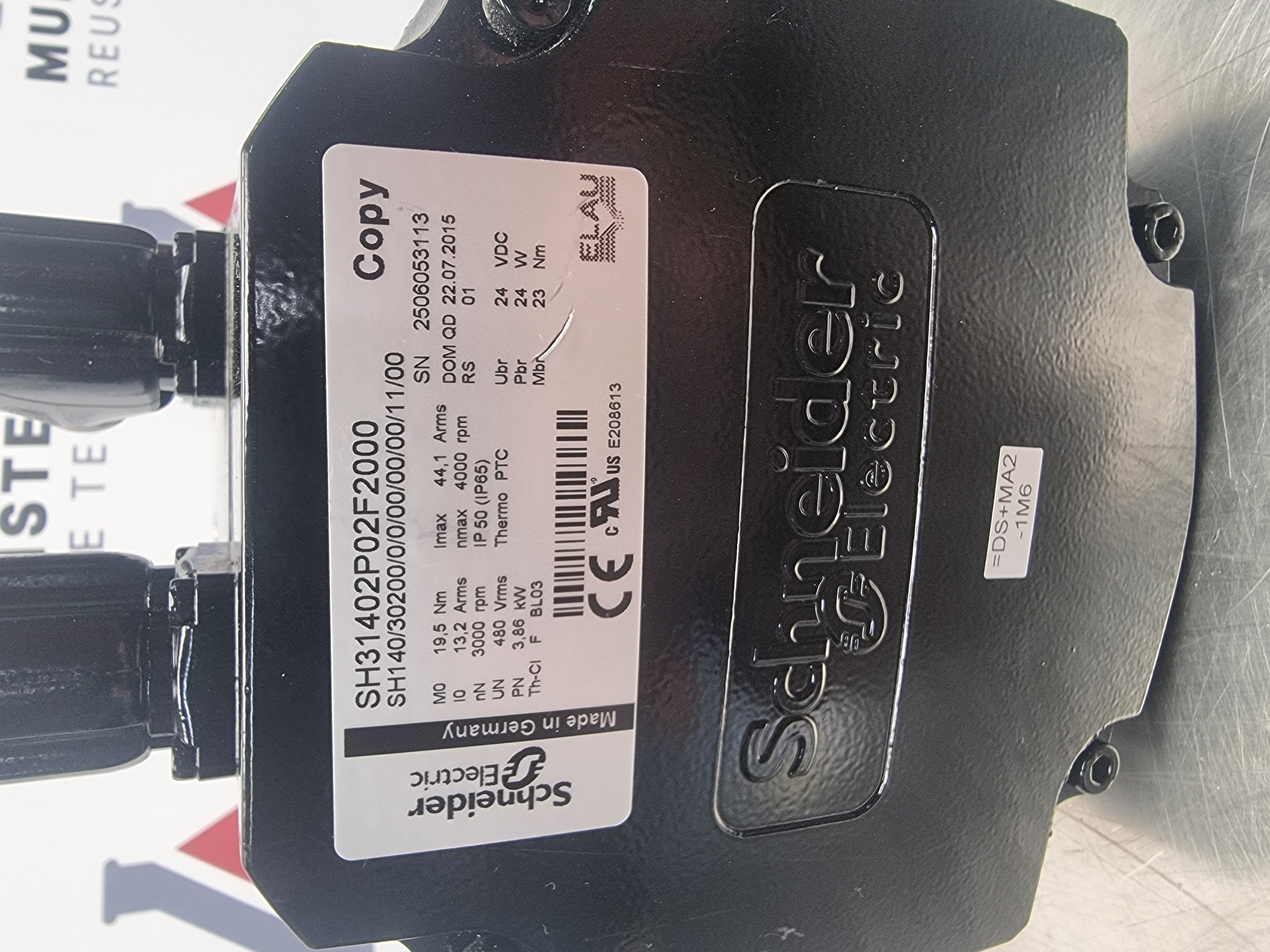 Used Schneider Elau Servo Motor SH31402P02F2000 | SH140/30200/0/0/00/00/00/11/00