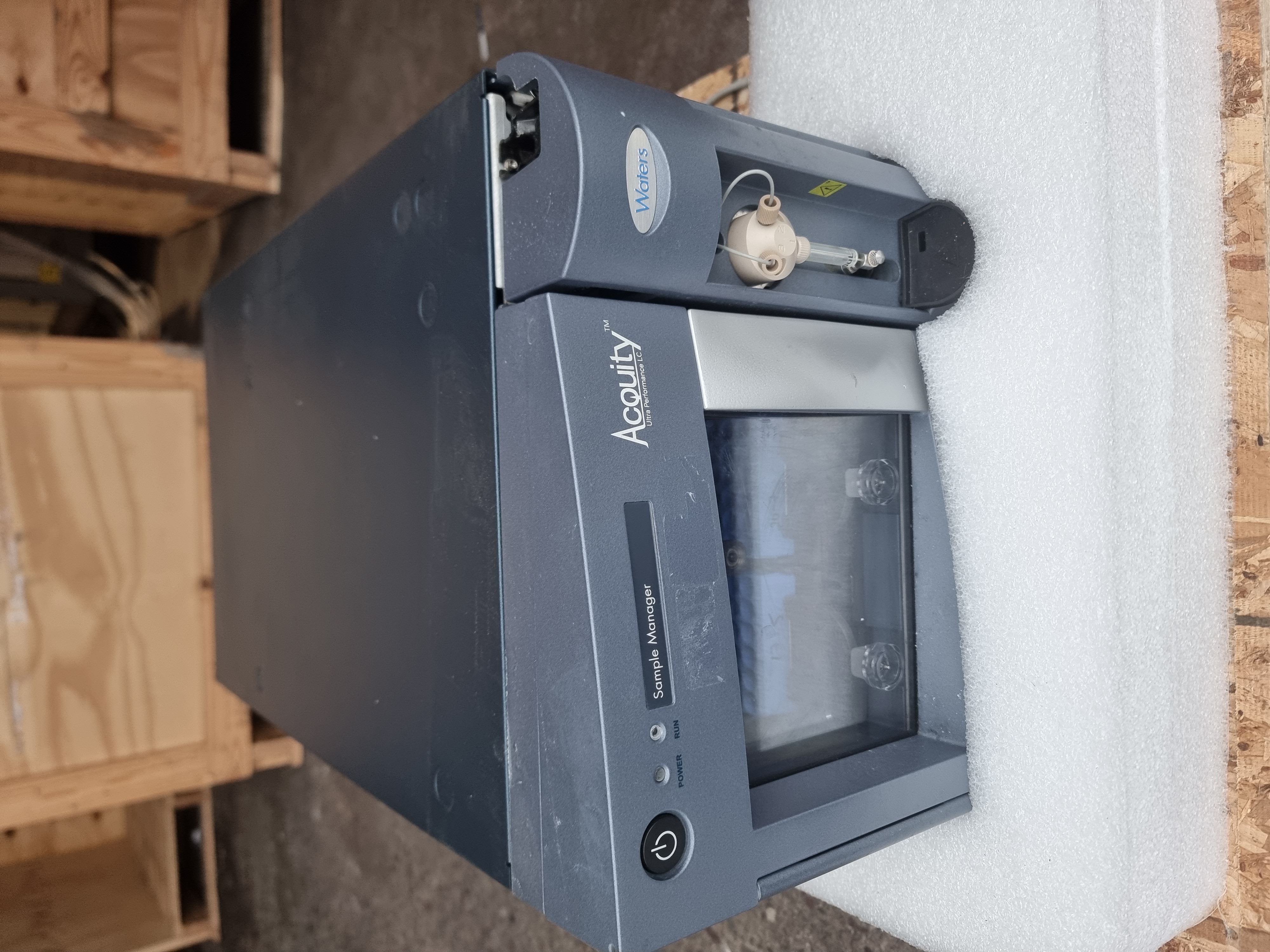 Used Waters Acquity UPLC Sample Manager | P/N: 186015006
