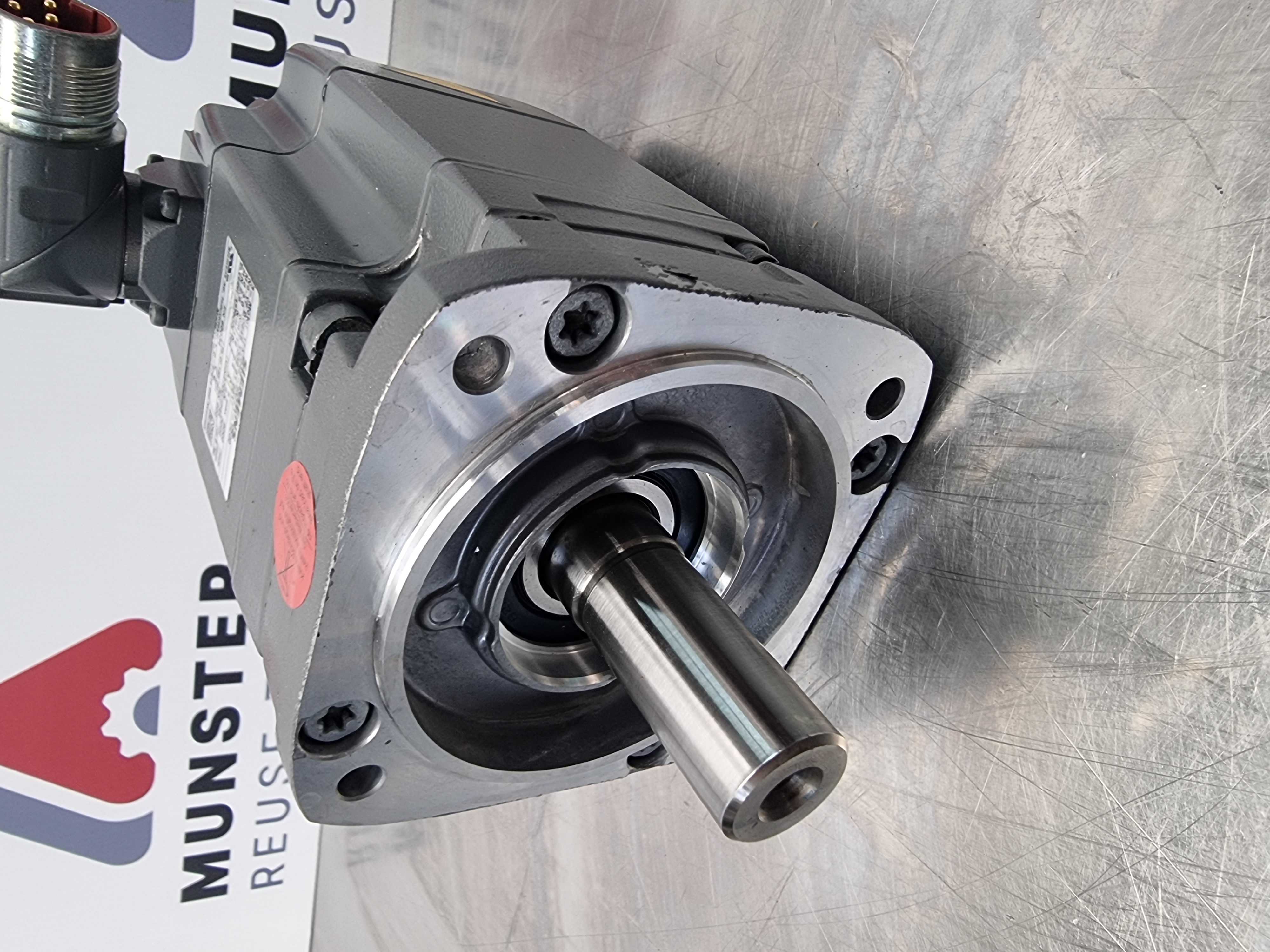 Used Siemens Simotics 1FK7042-2AF71-1GQ1 Servo Motor