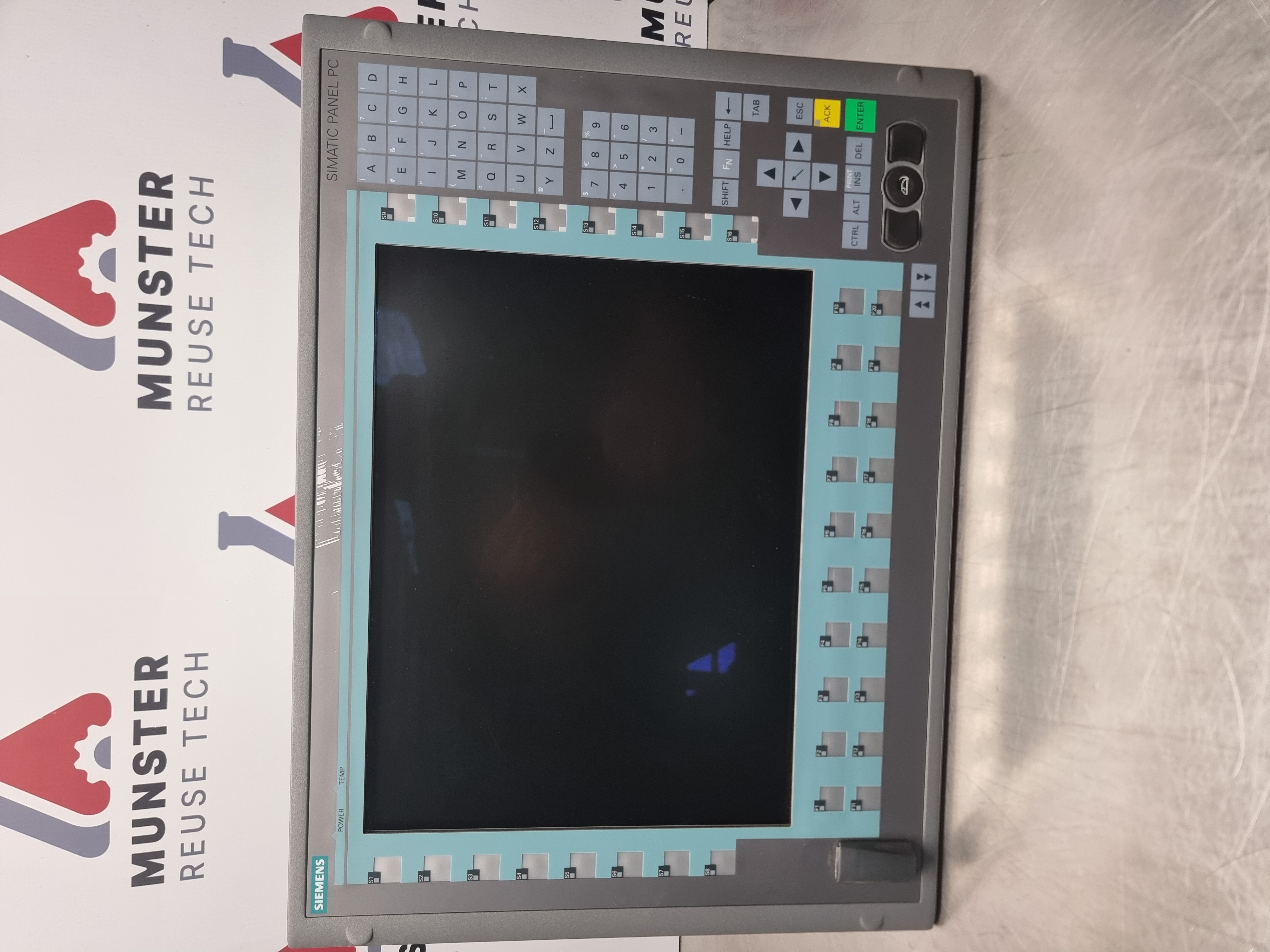 Used Siemens Simatic HMI IPC677C | 6AV7893-0BE00-1AB0 | Version: 14