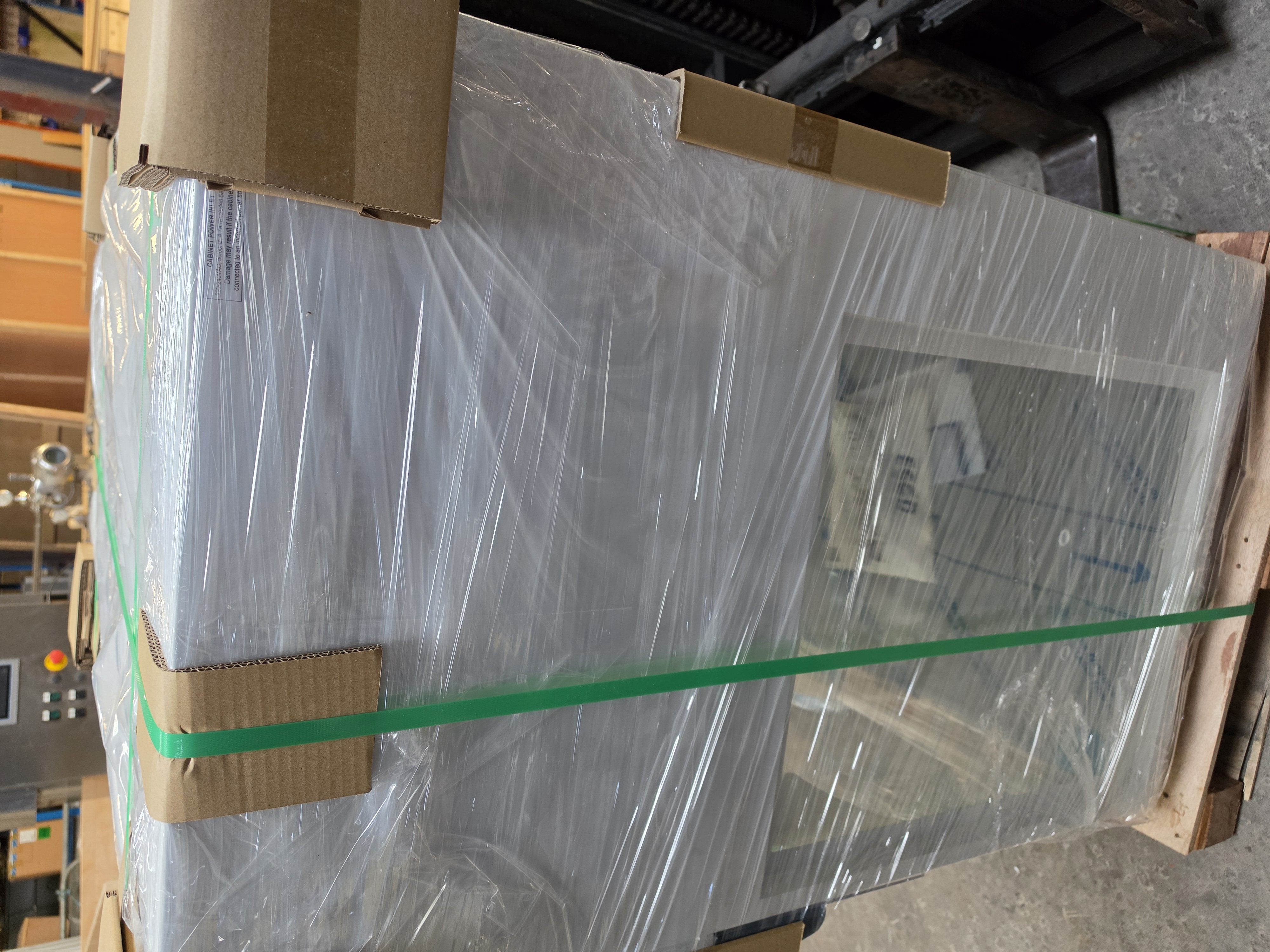 ESCO Airstream Gen 3 Vertical Laminar Flow Cabinet Type: LVG-3AG-F8