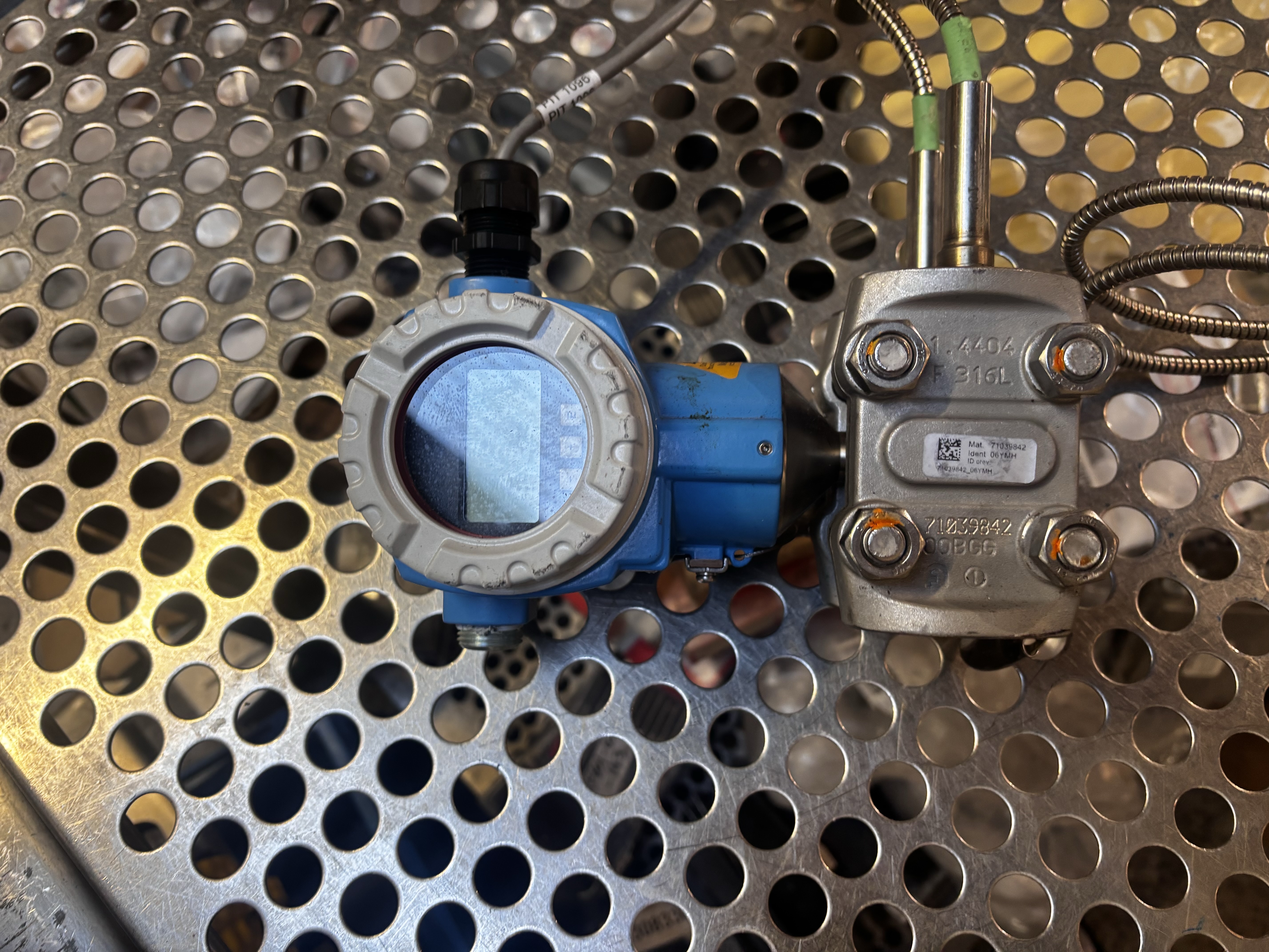 Endress+ Hauser Deltabar S Pressure Transmitter 