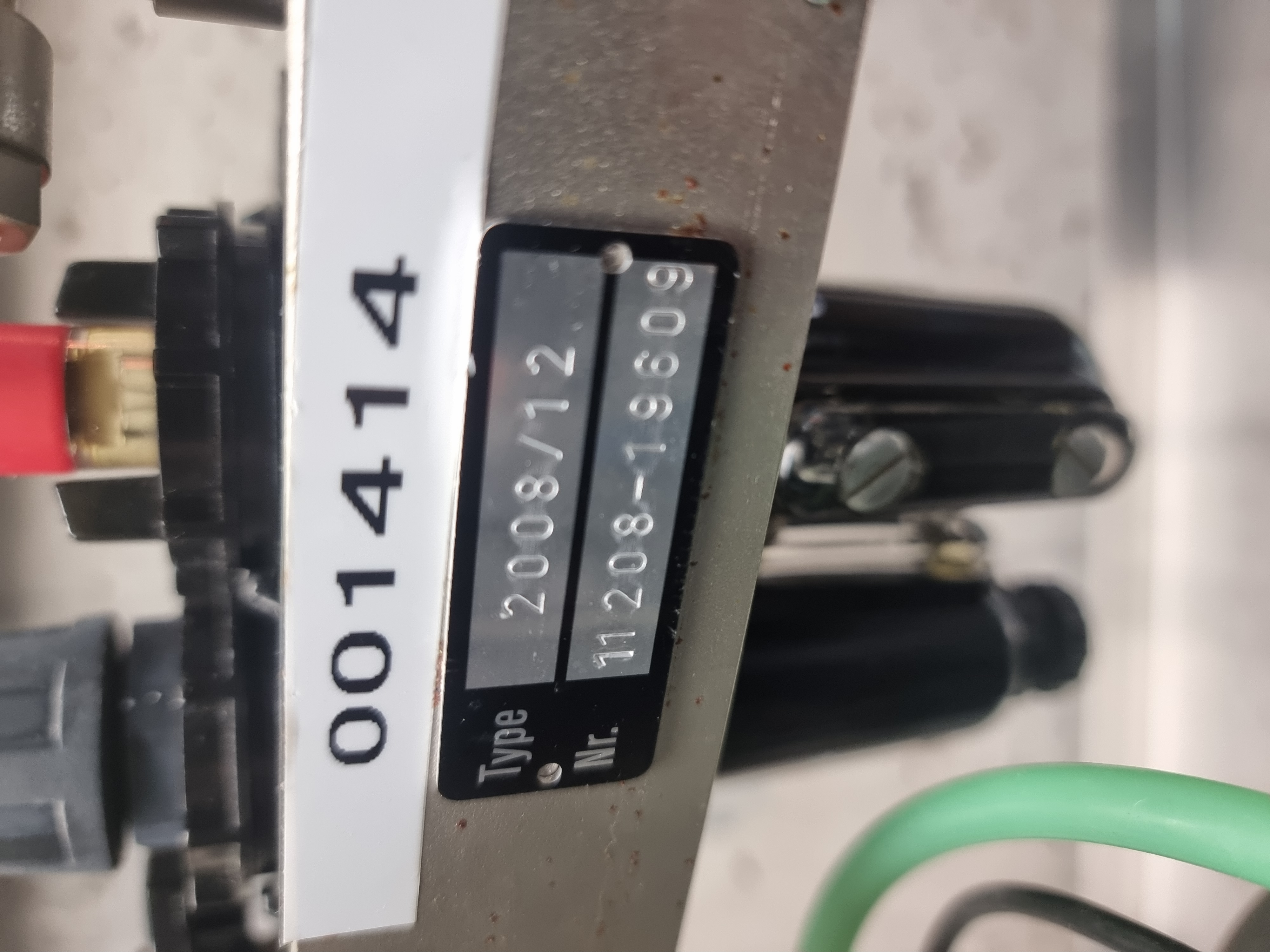 Used Pamasol Autoguard Gas Filler and Crimper | Type: 2005/20