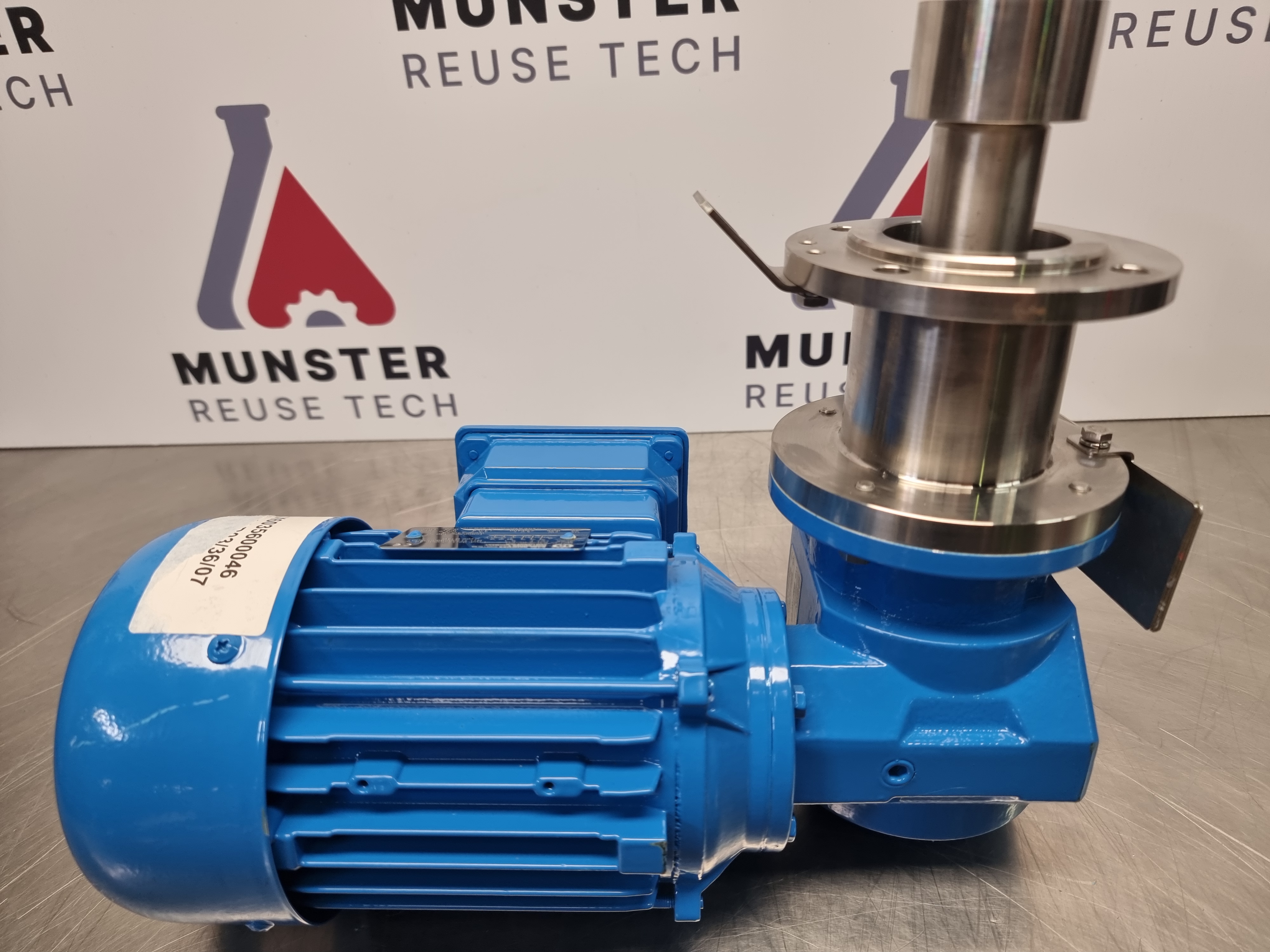 Used Zeta Bottom Mounted Magnetic Agitator BMRT | BMR 300 W S | Speed Range 75 - 575