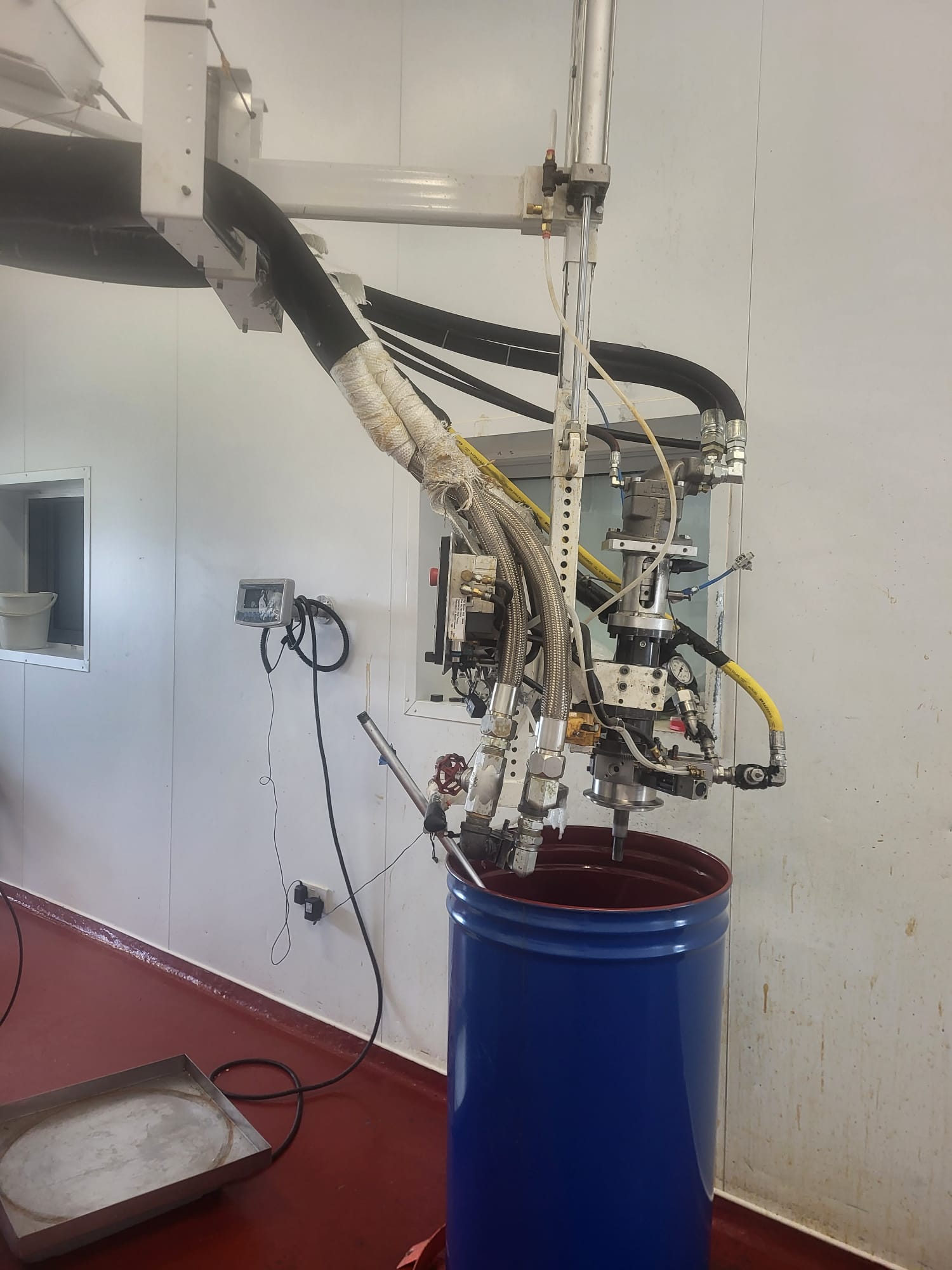 Used ESCO Foam Mixing Machine