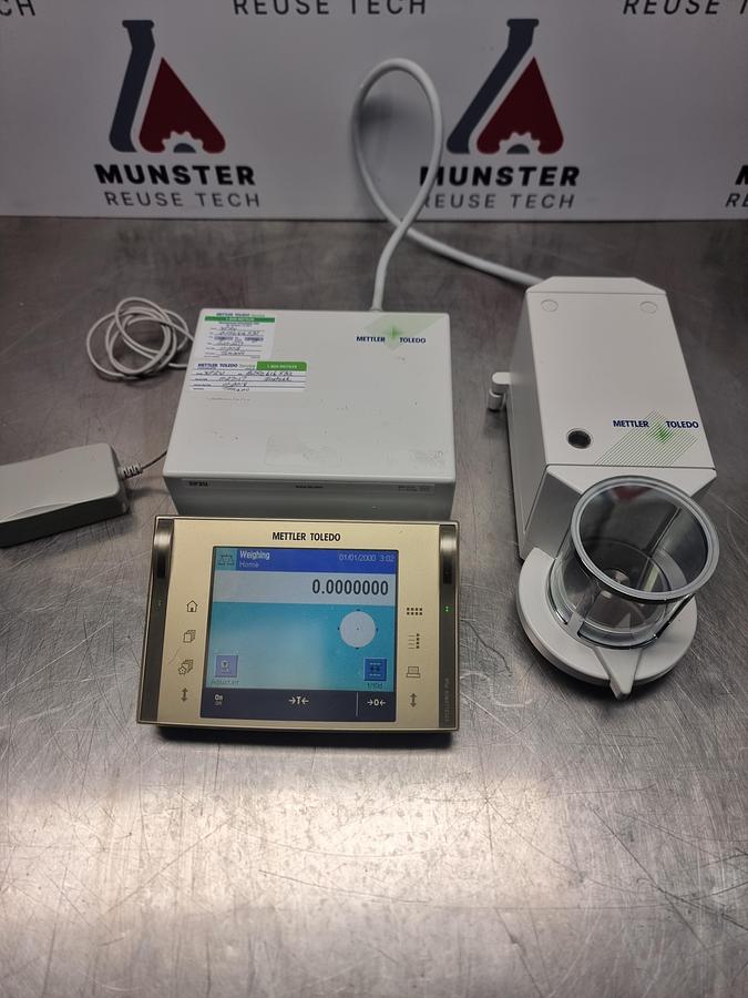 Used Mettler Toledo XP2U Ultra Microbalance | Max 2.1g / d=0.1ug