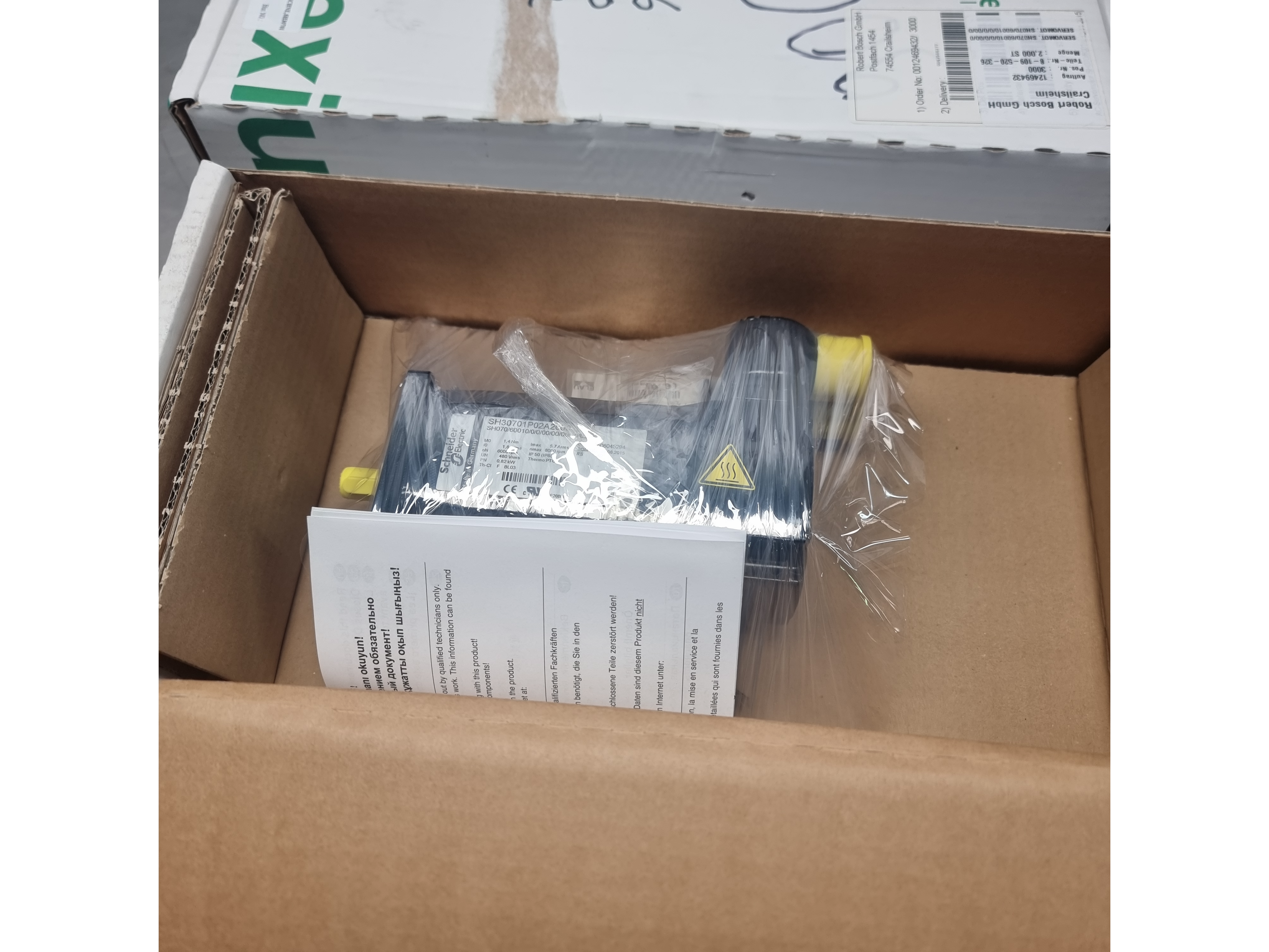 Schneider Elau SH30701P02A2000 Servo Motor | SH070/60010/0/0/00/00/00/10/00