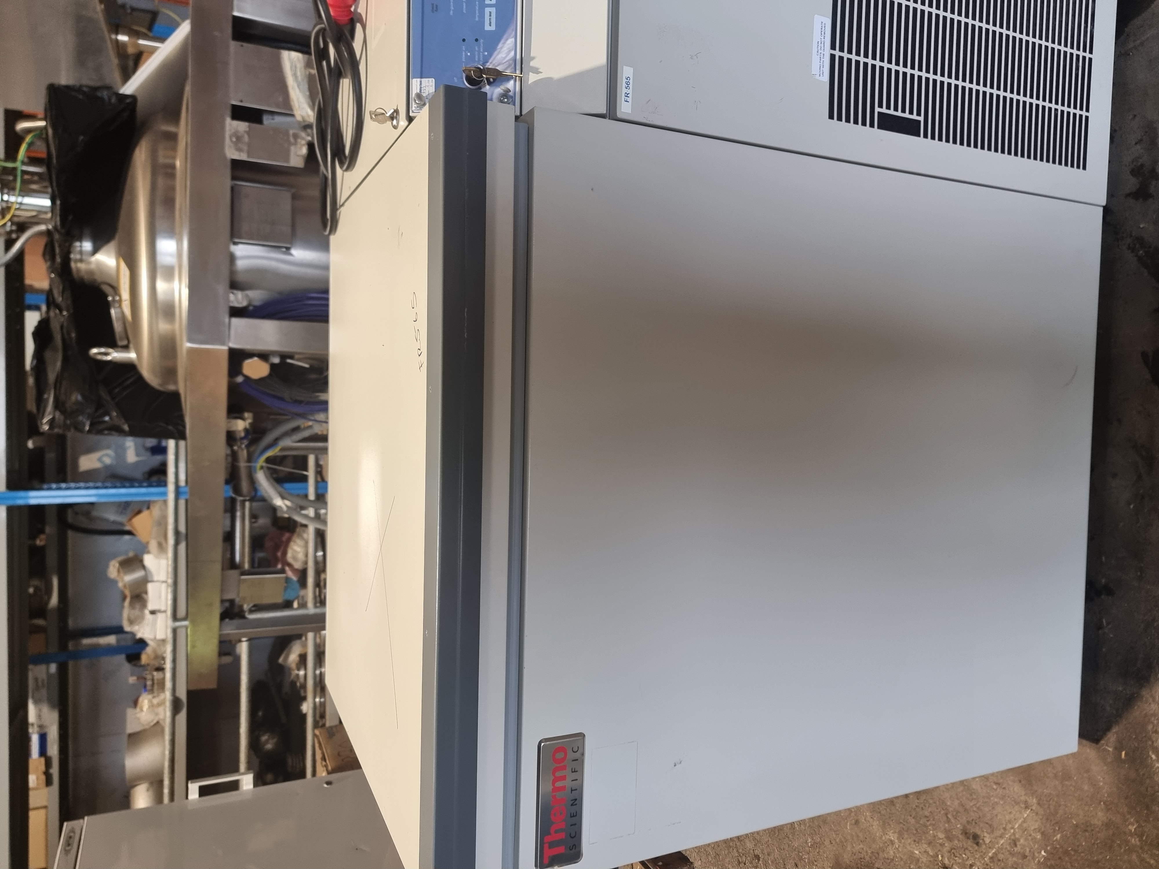 Used Thermo Scientific Ultima II ULT-7150-9-M23 | -150°C Chest Freezer | Capacity: 193 L