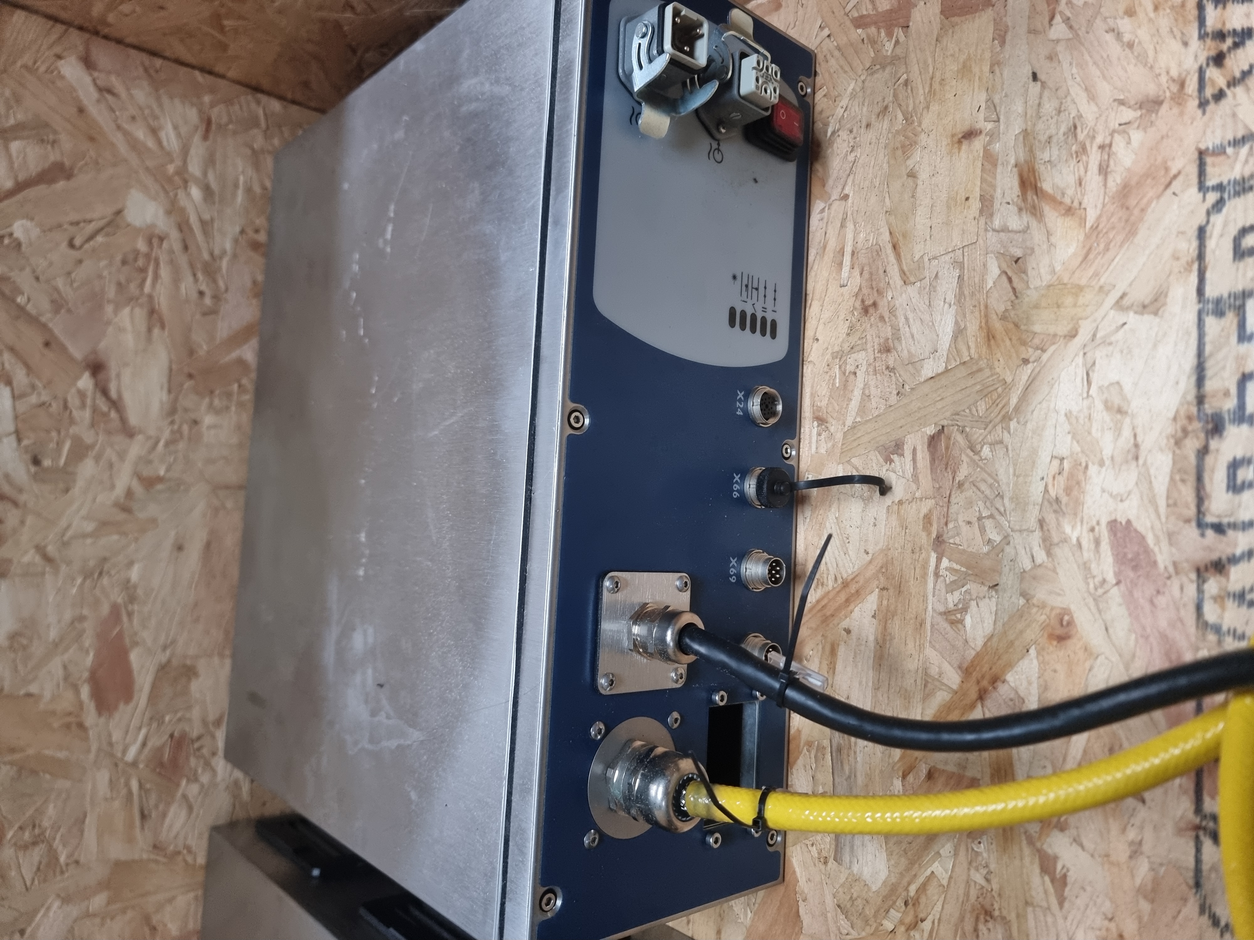 Used Domino F220i Fibre Laser Marking System | Laser for Metals and Plastic