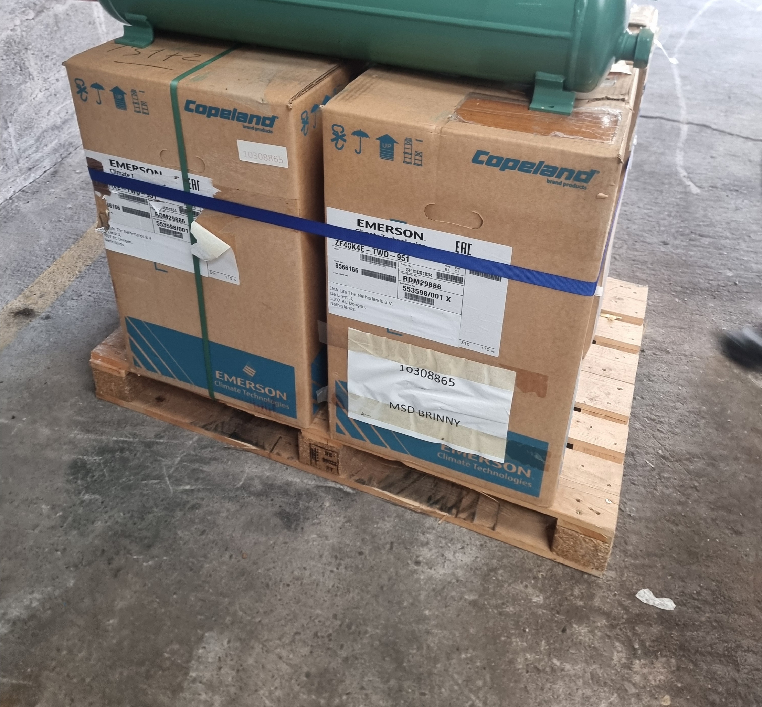 Used Emerson / DWM Copeland ZF40K4E-TWD-951 Refrigeration Compressor