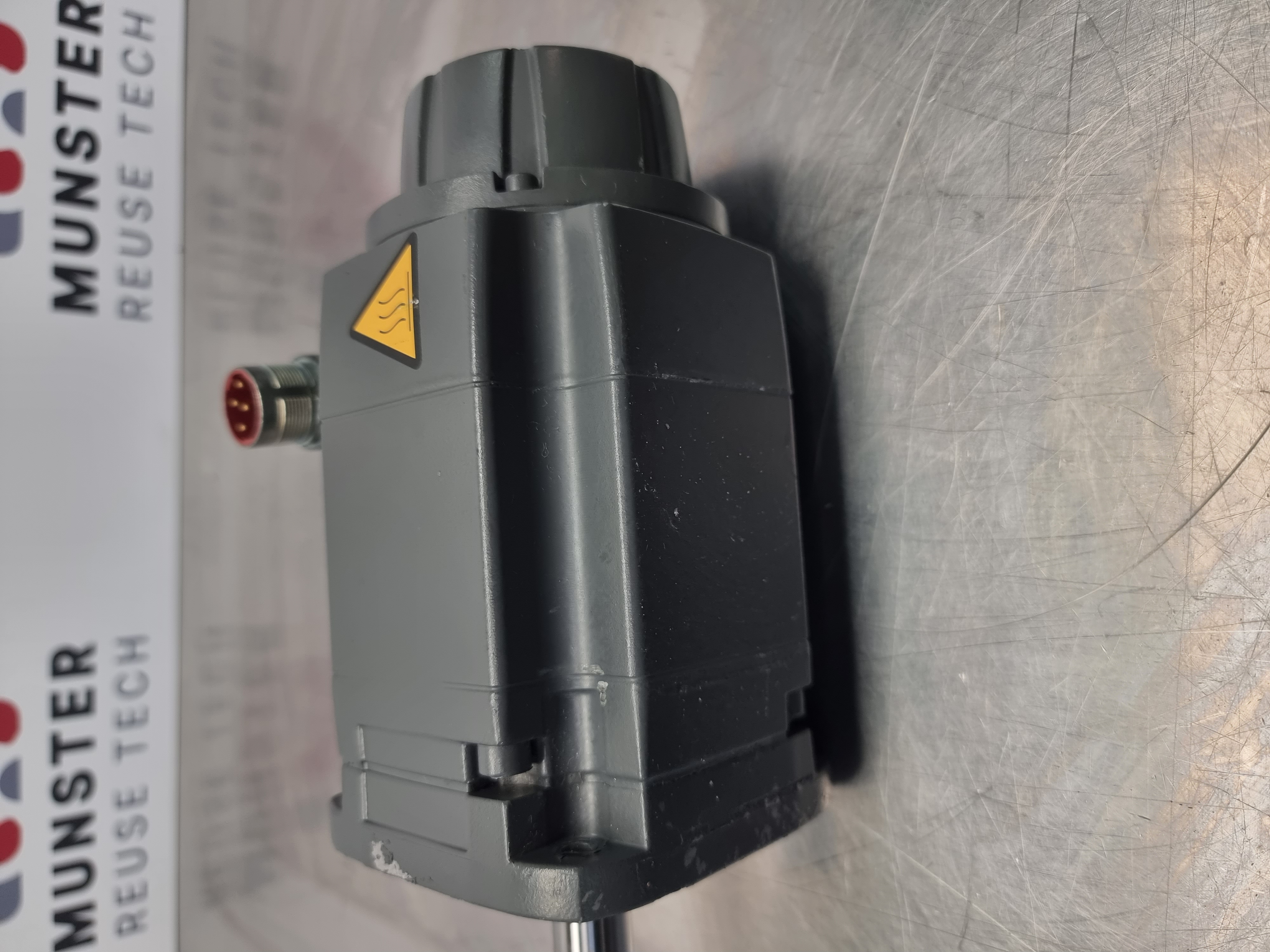 Used Siemens Simotics 1FK7042-2AF71-1GQ1 Servo Motor