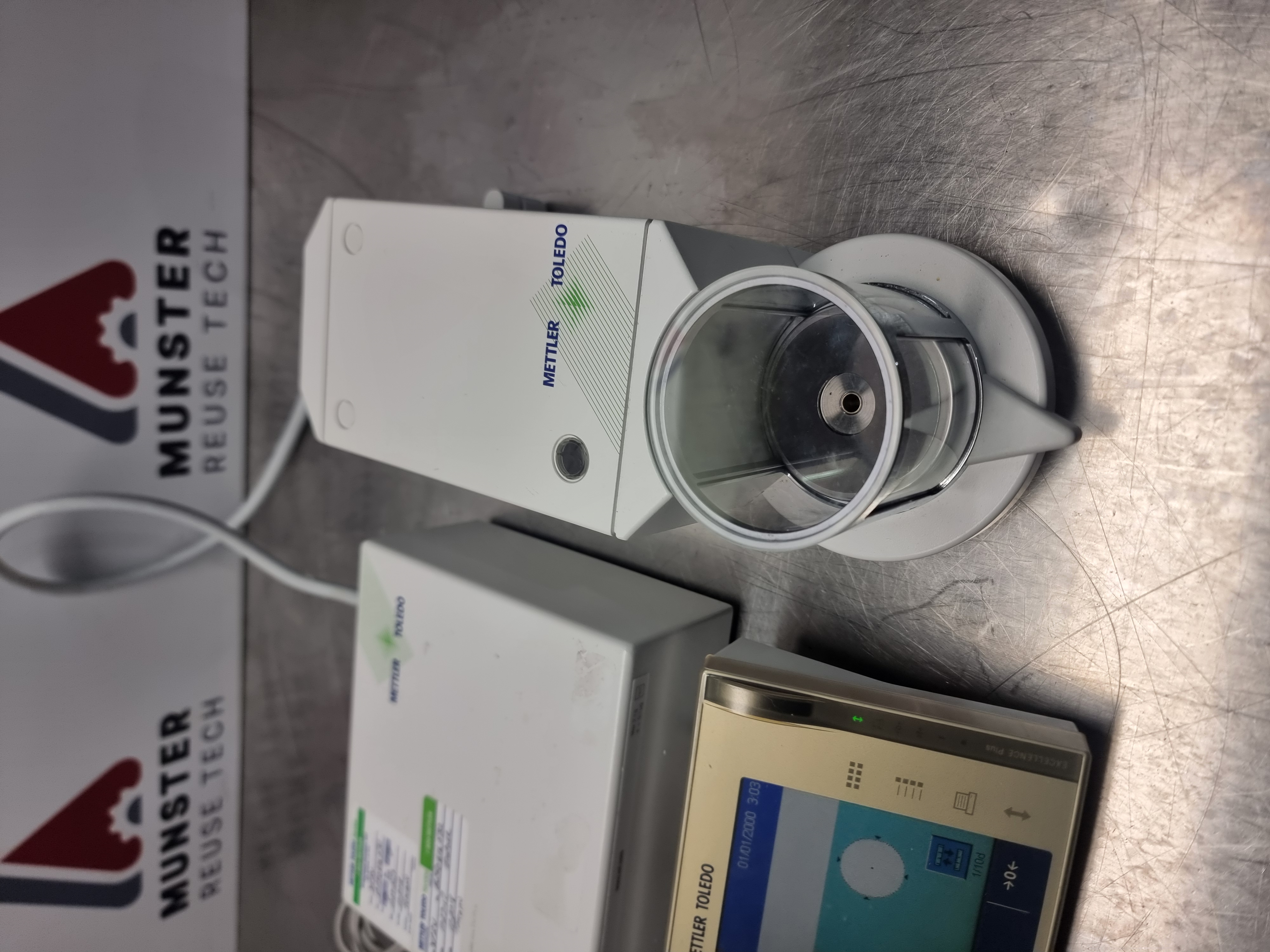 Used Mettler Toledo XP2U Ultra Microbalance | Max 2.1g / d=0.1ug