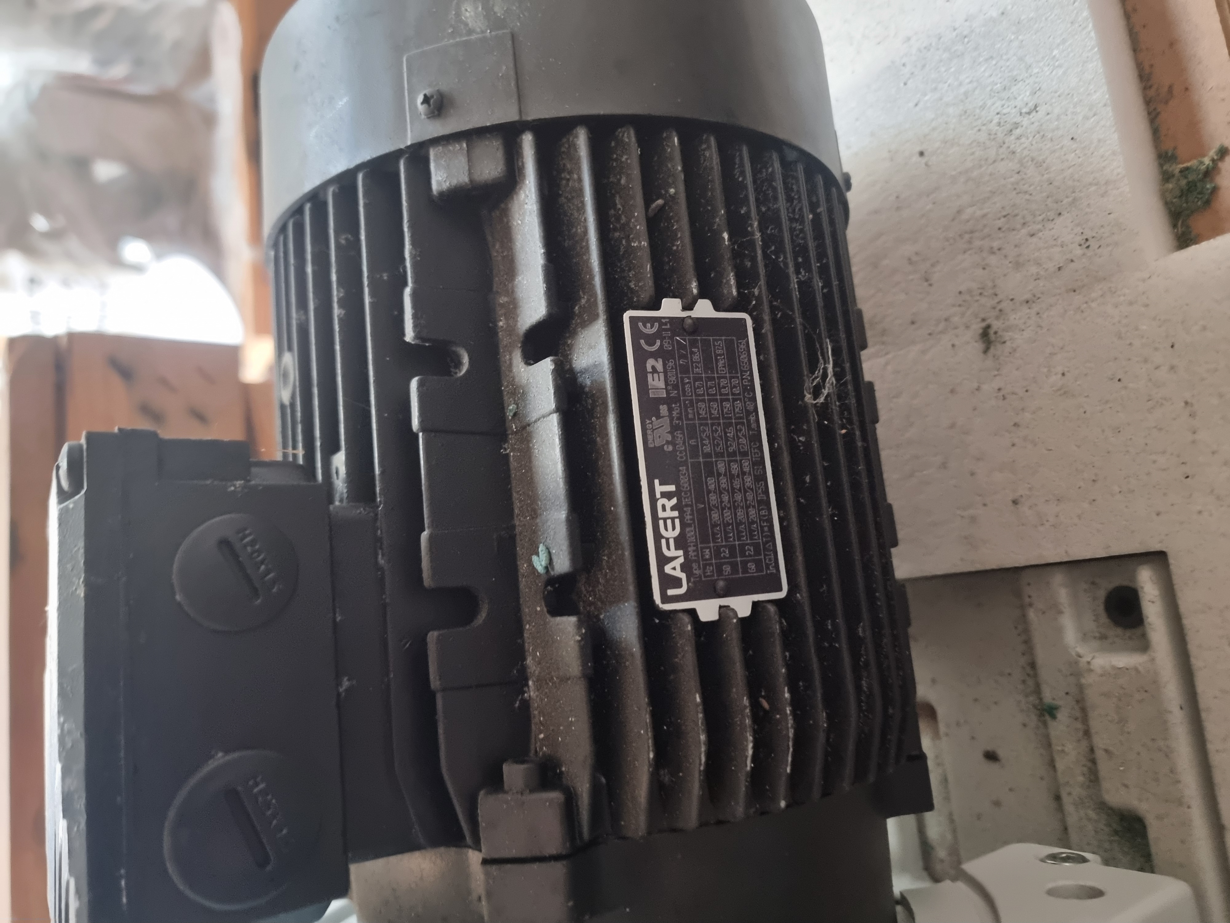 Used LEYBOLD TRIVAC D 65 B Rotary Vane Vacuum Pump | 65m³/h