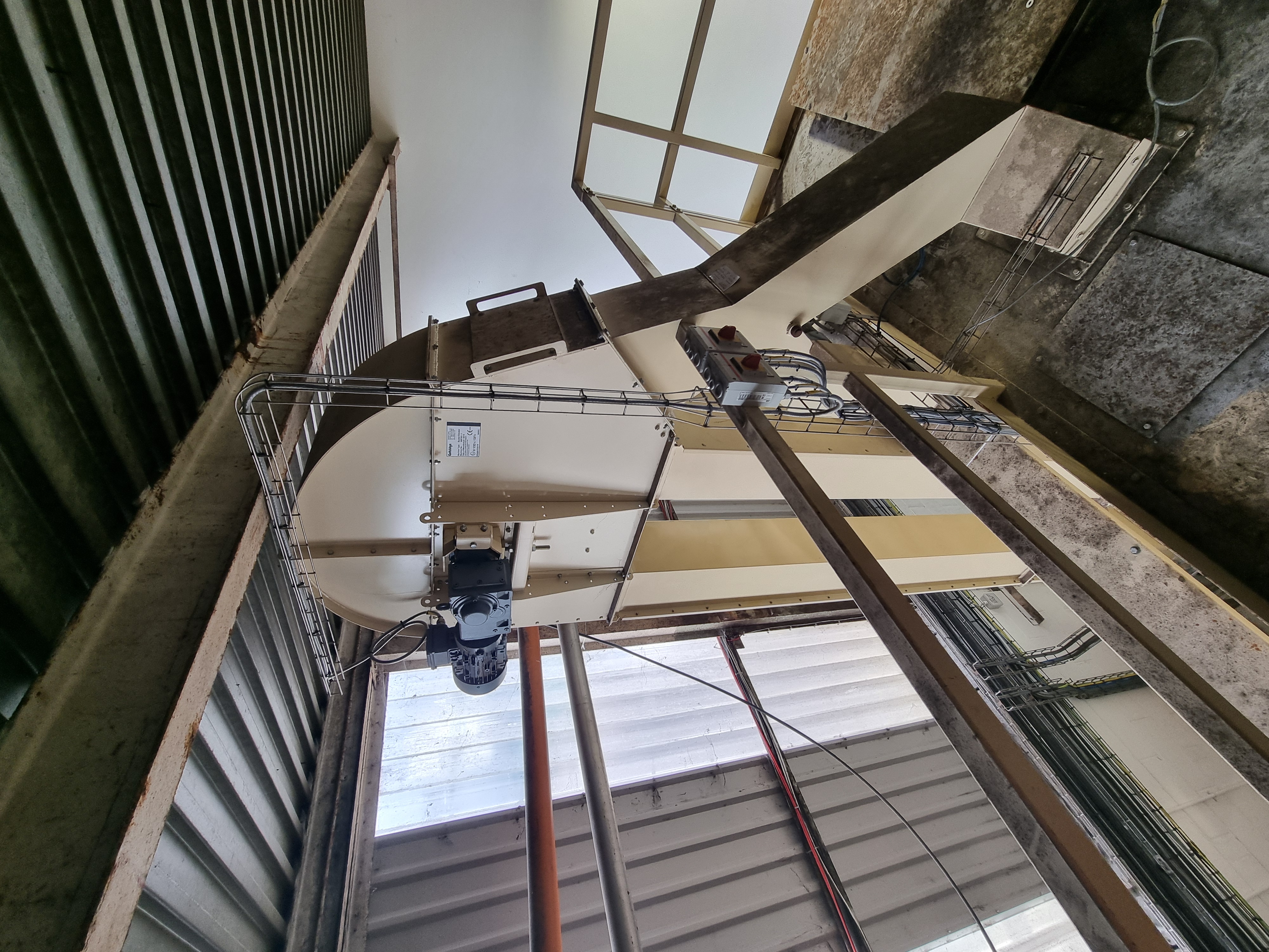 Used Guttridge Grain Intake System & Silo for Brewery