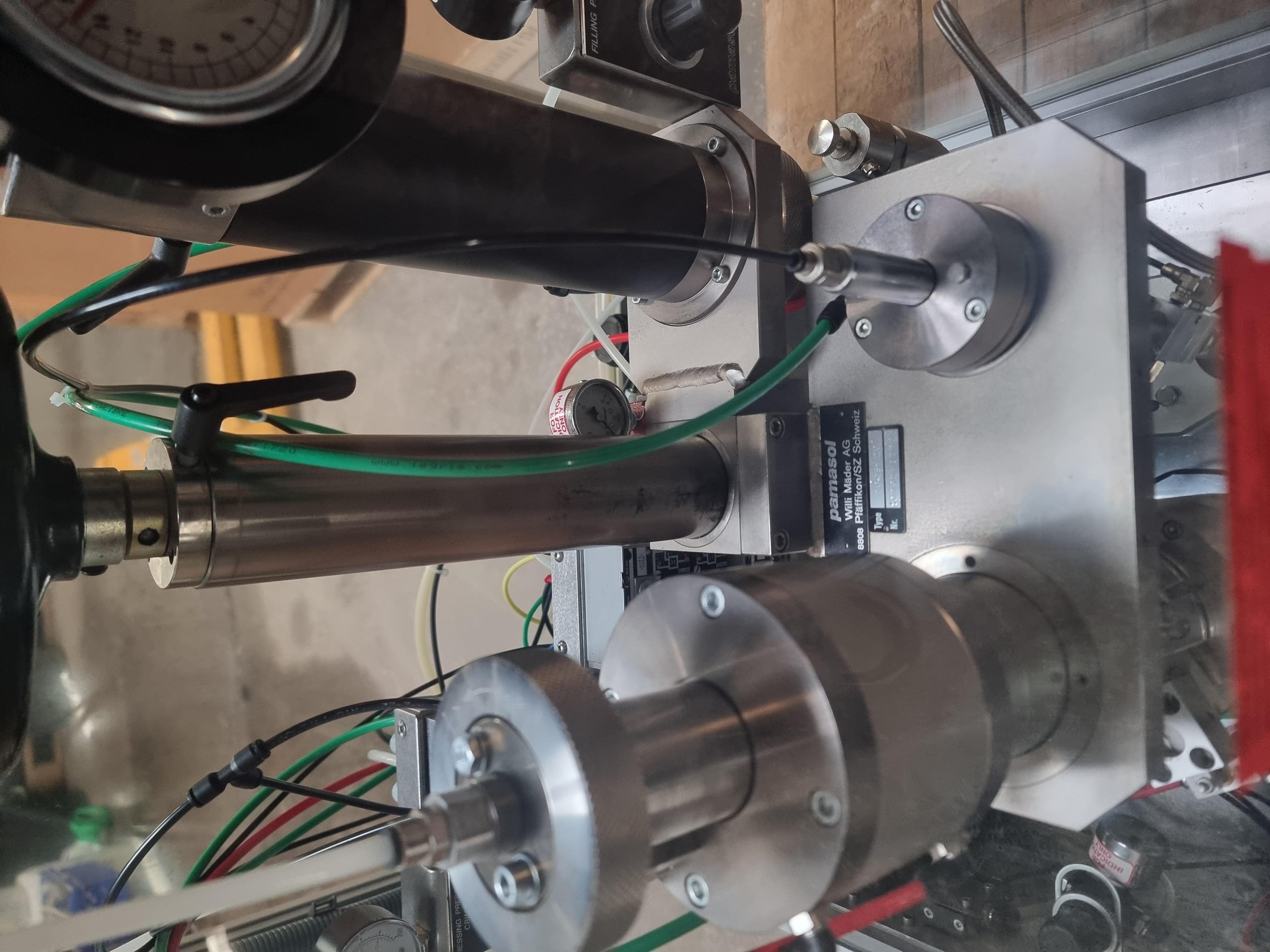 Used Pamasol Autoguard Gas Filler and Crimper | Type: 2005/20